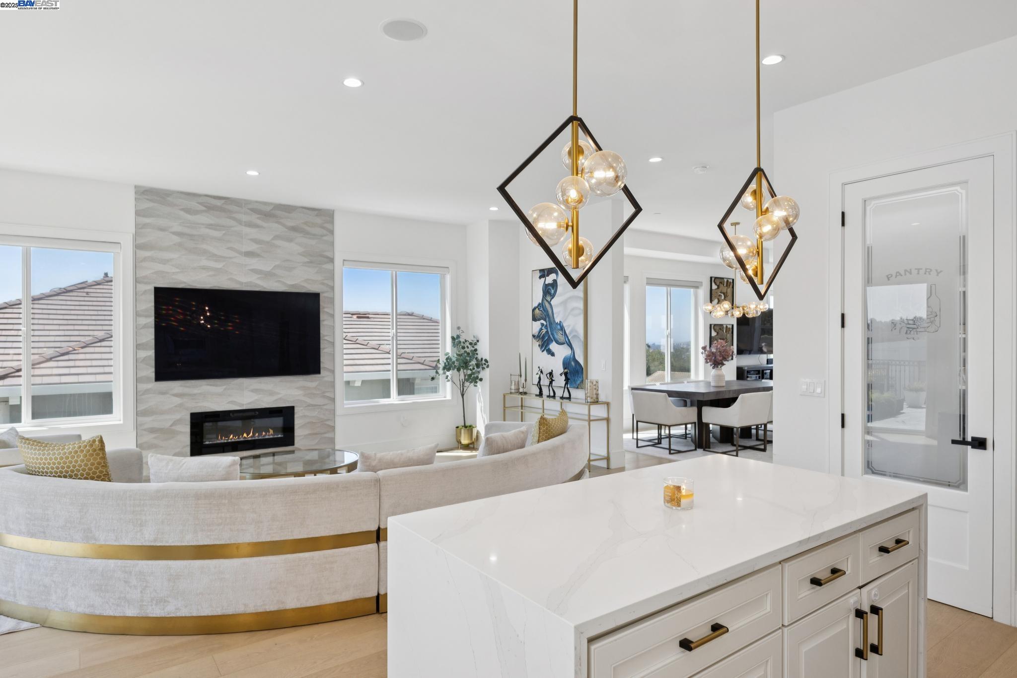 Detail Gallery Image 25 of 60 For 3606 Sarita St, Hayward,  CA 94542 - 4 Beds | 4 Baths
