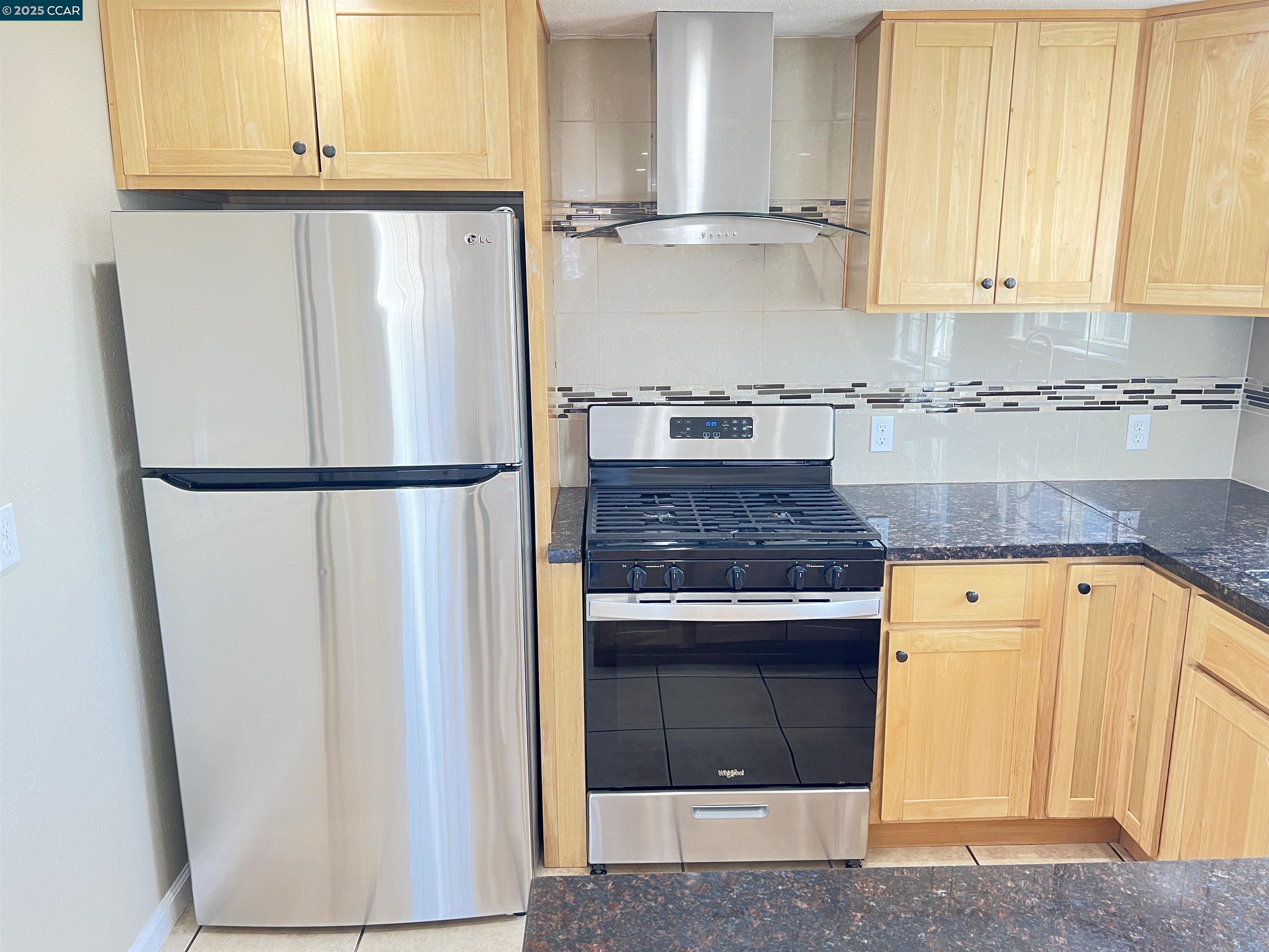 Detail Gallery Image 15 of 26 For 632 9th St, Richmond,  CA 94801 - – Beds | – Baths