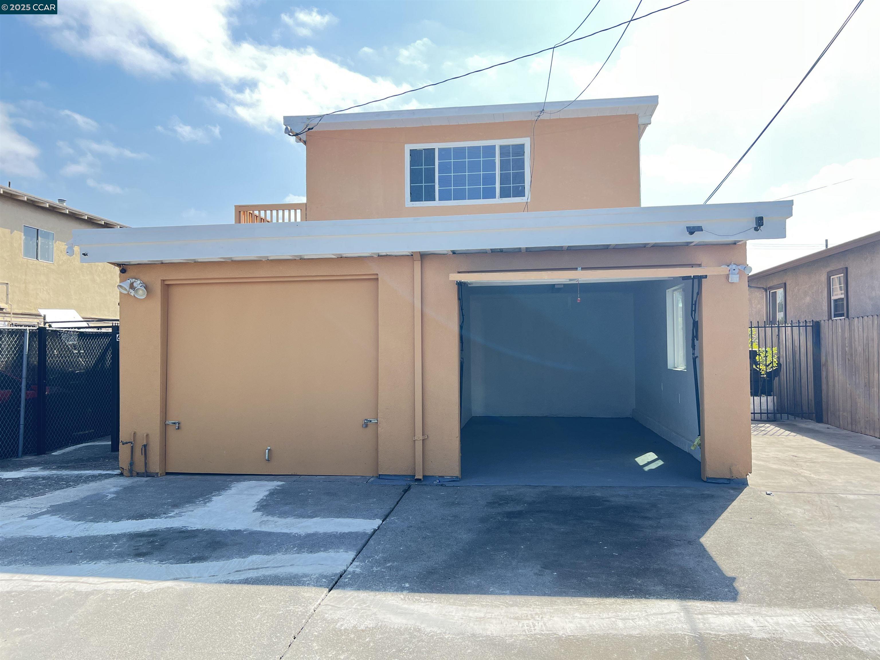 Detail Gallery Image 3 of 26 For 632 9th St, Richmond,  CA 94801 - – Beds | – Baths