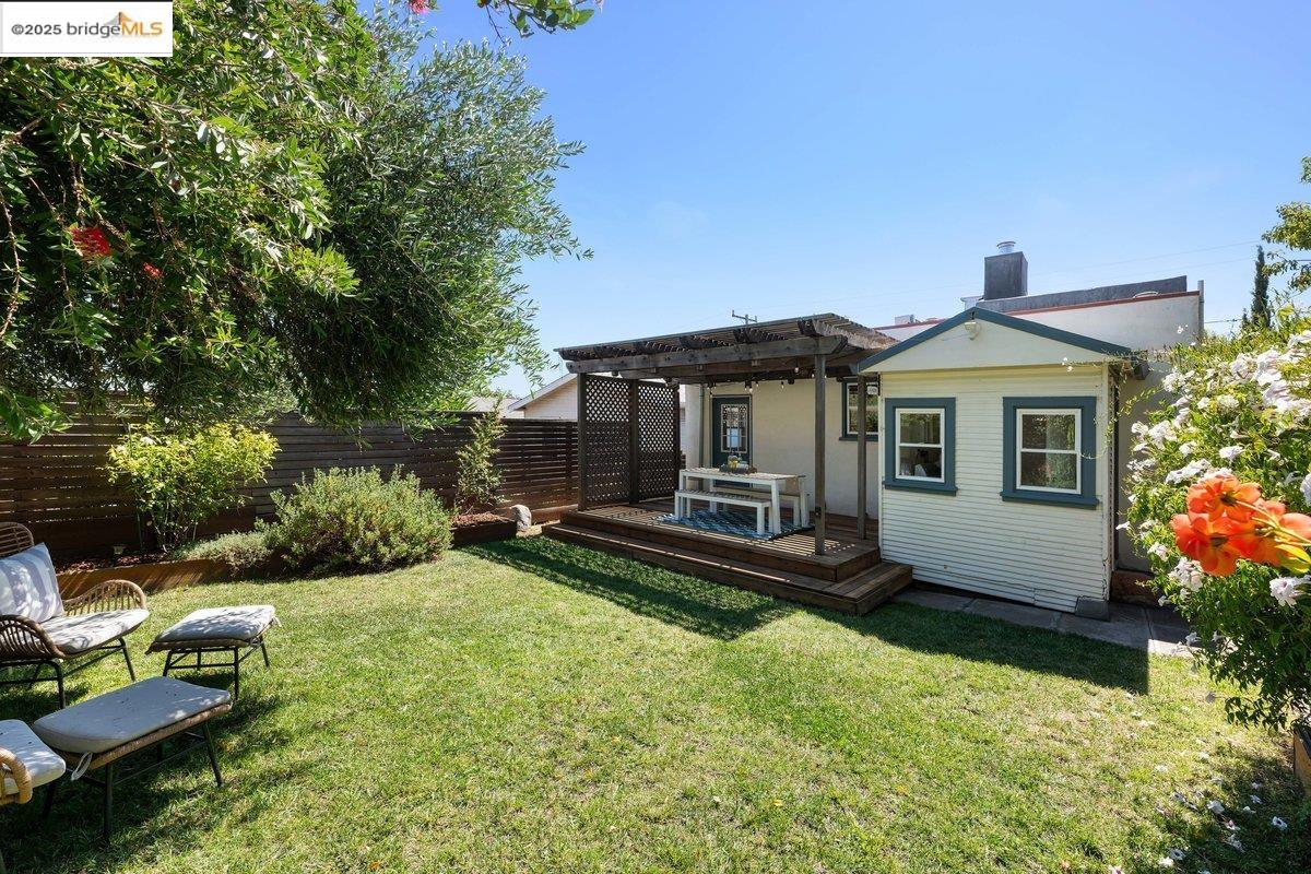 Detail Gallery Image 29 of 32 For 5344 Walnut St, Oakland,  CA 94619 - 2 Beds | 1/1 Baths