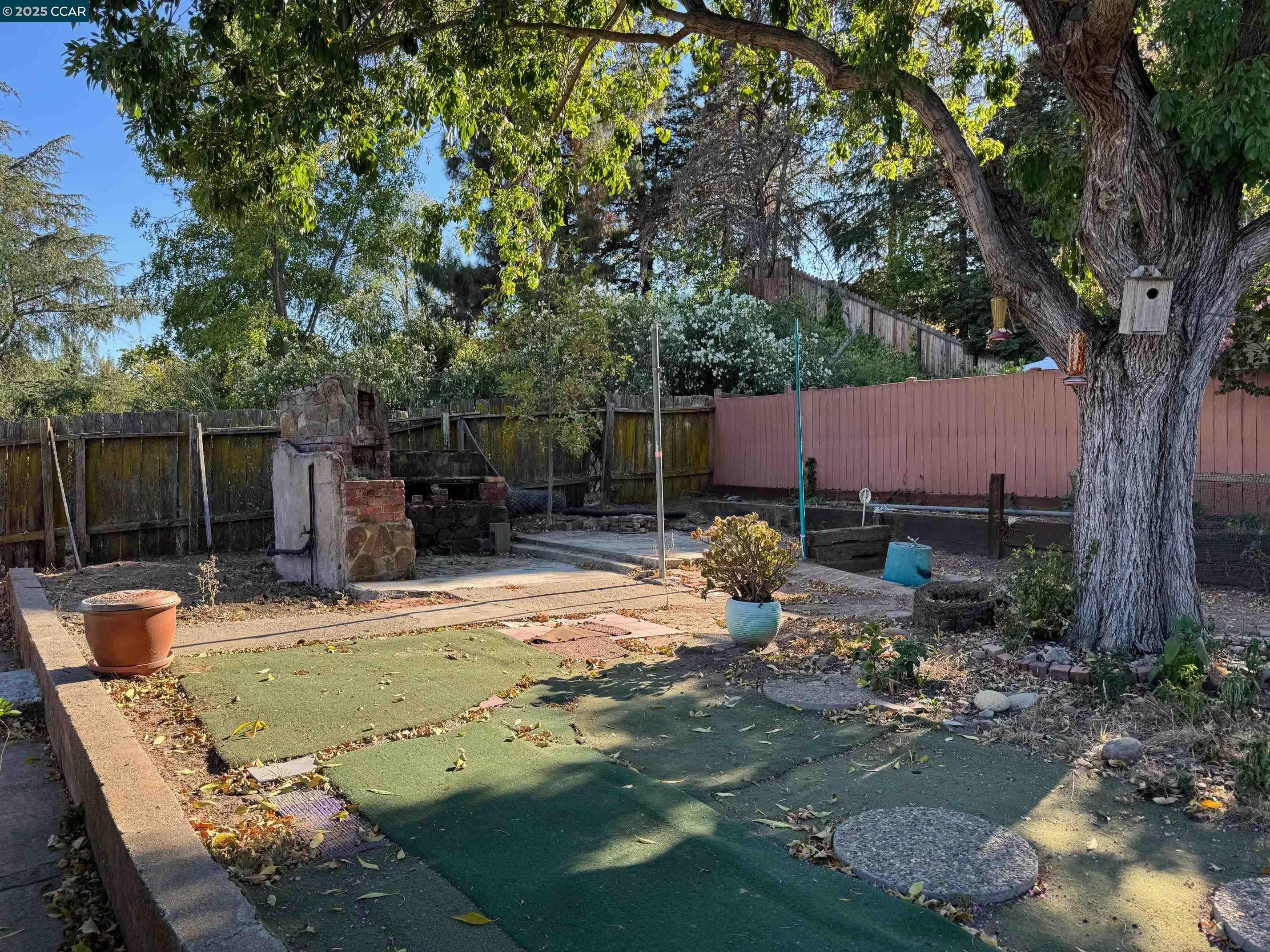Detail Gallery Image 11 of 18 For 2445 Yale St, Martinez,  CA 94553 - 2 Beds | 1 Baths