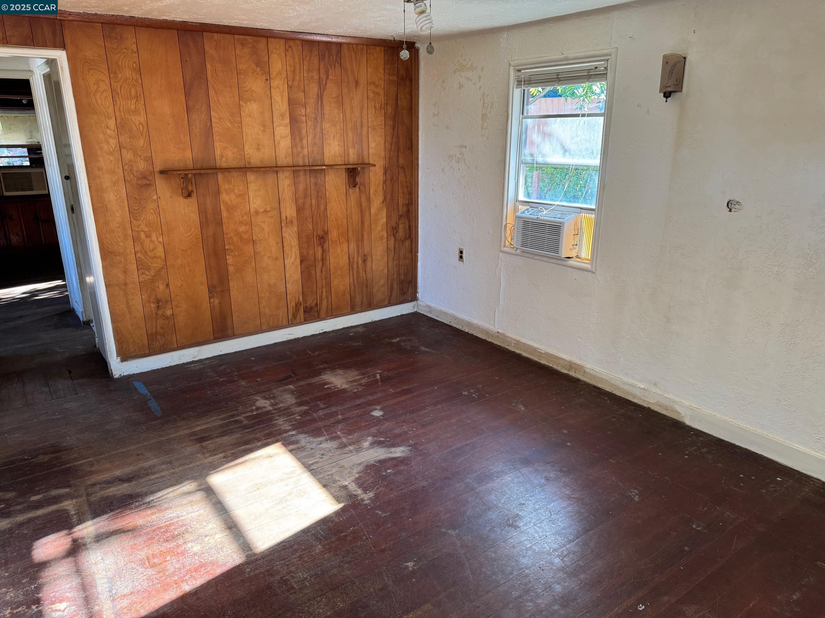 Detail Gallery Image 6 of 18 For 2445 Yale St, Martinez,  CA 94553 - 2 Beds | 1 Baths