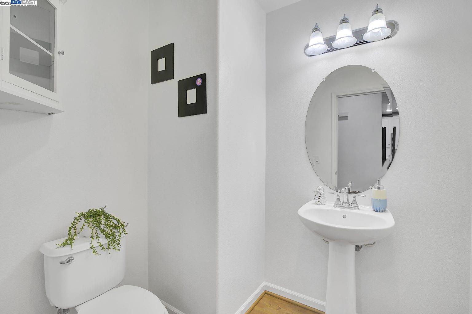 Detail Gallery Image 12 of 45 For 406 Niles Cmn, Fremont,  CA 94536 - 3 Beds | 2/1 Baths