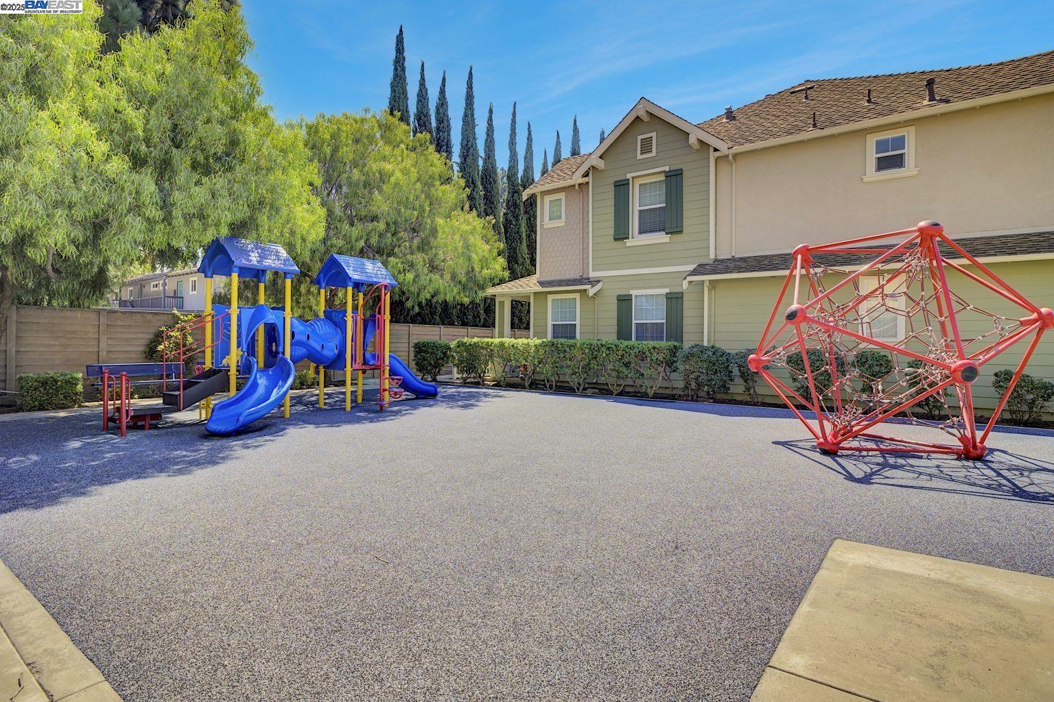 Detail Gallery Image 27 of 45 For 406 Niles Cmn, Fremont,  CA 94536 - 3 Beds | 2/1 Baths