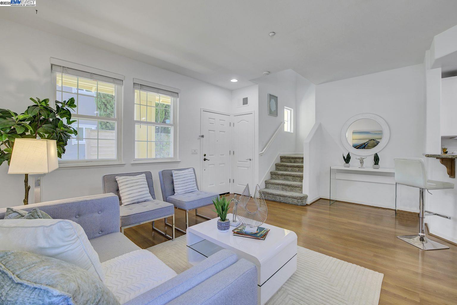Detail Gallery Image 7 of 45 For 406 Niles Cmn, Fremont,  CA 94536 - 3 Beds | 2/1 Baths