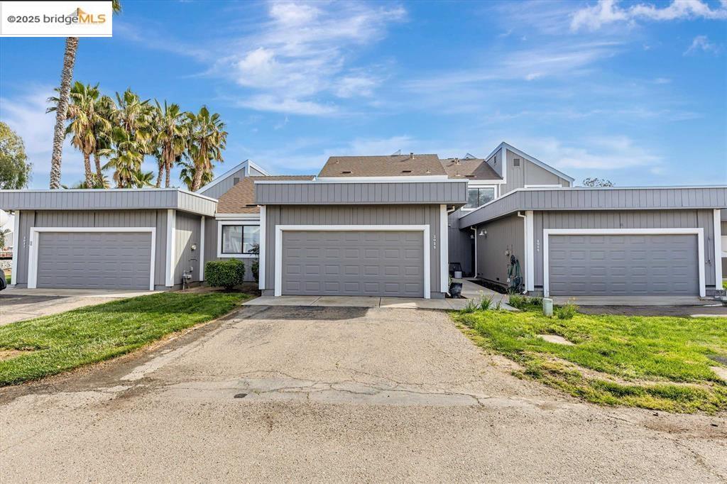 Detail Gallery Image 1 of 31 For 2025 Sand Point Rd, Discovery Bay,  CA 94505 - 2 Beds | 2/1 Baths