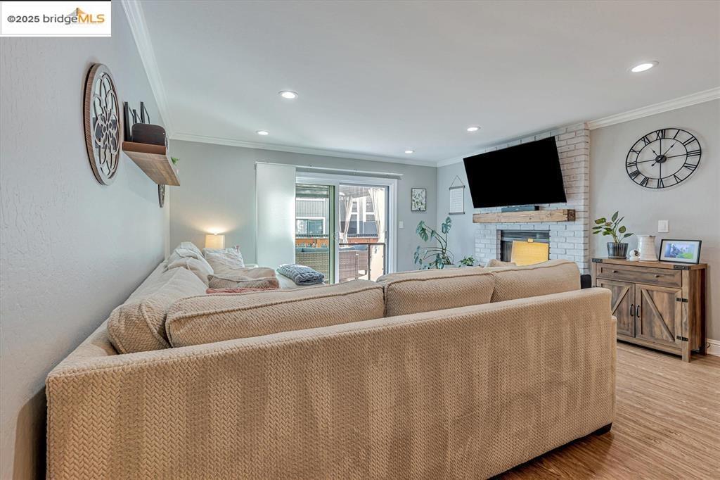 Detail Gallery Image 8 of 31 For 2025 Sand Point Rd, Discovery Bay,  CA 94505 - 2 Beds | 2/1 Baths