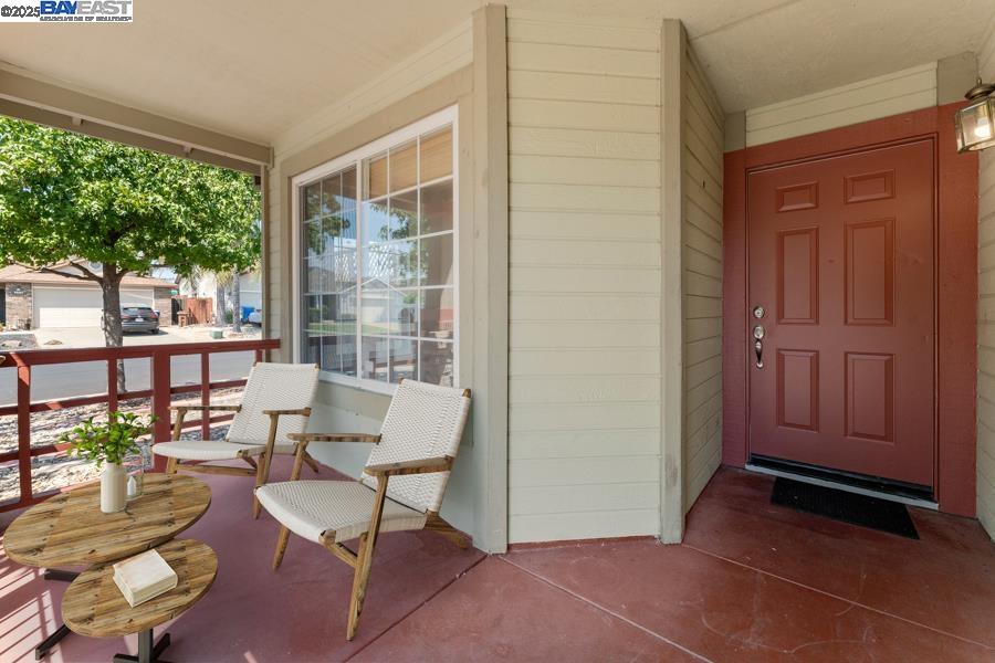 Detail Gallery Image 2 of 45 For 2092 Heartland Circle, Brentwood,  CA 94513 - 3 Beds | 2 Baths