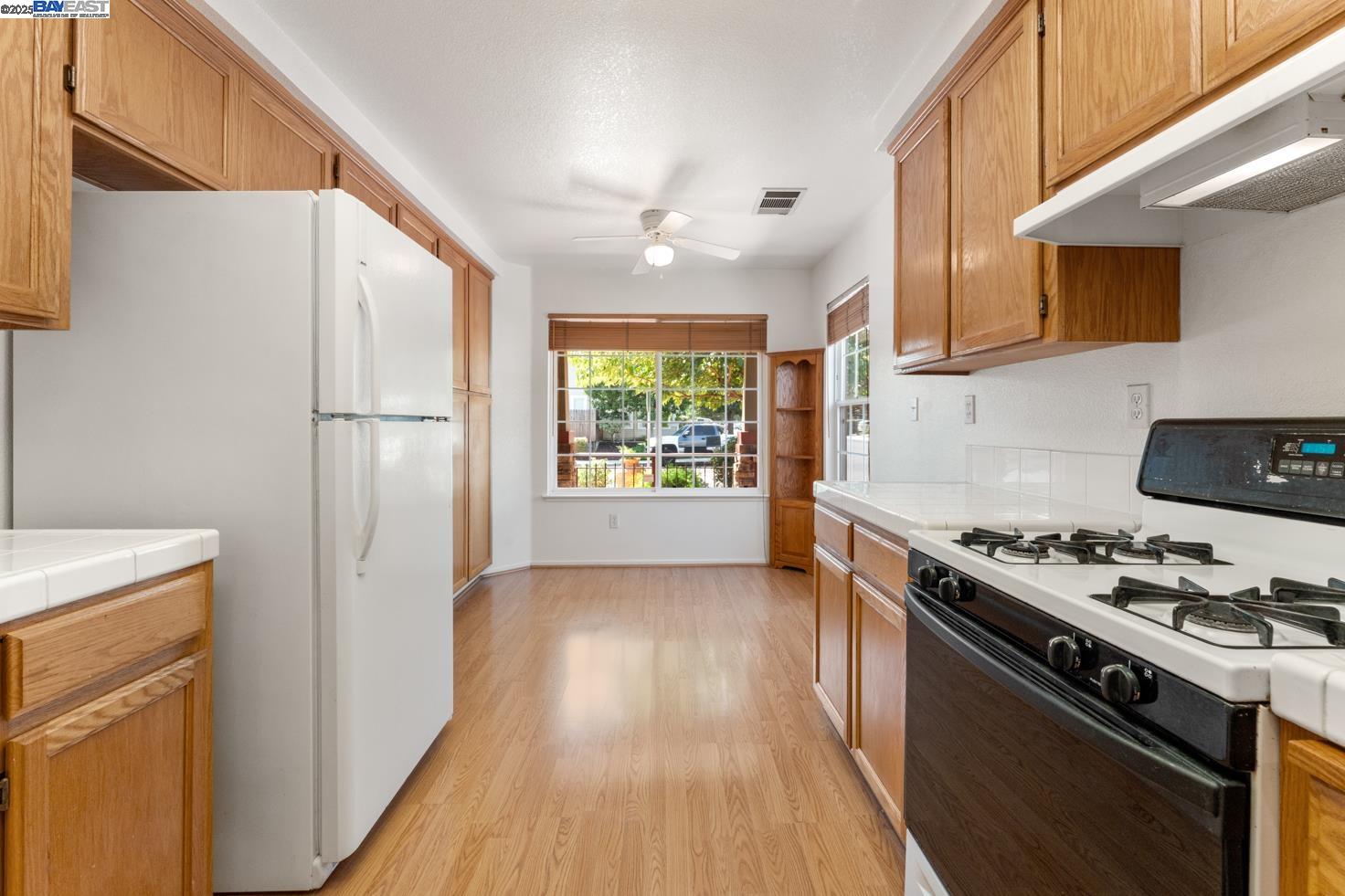 Detail Gallery Image 18 of 45 For 2092 Heartland Circle, Brentwood,  CA 94513 - 3 Beds | 2 Baths