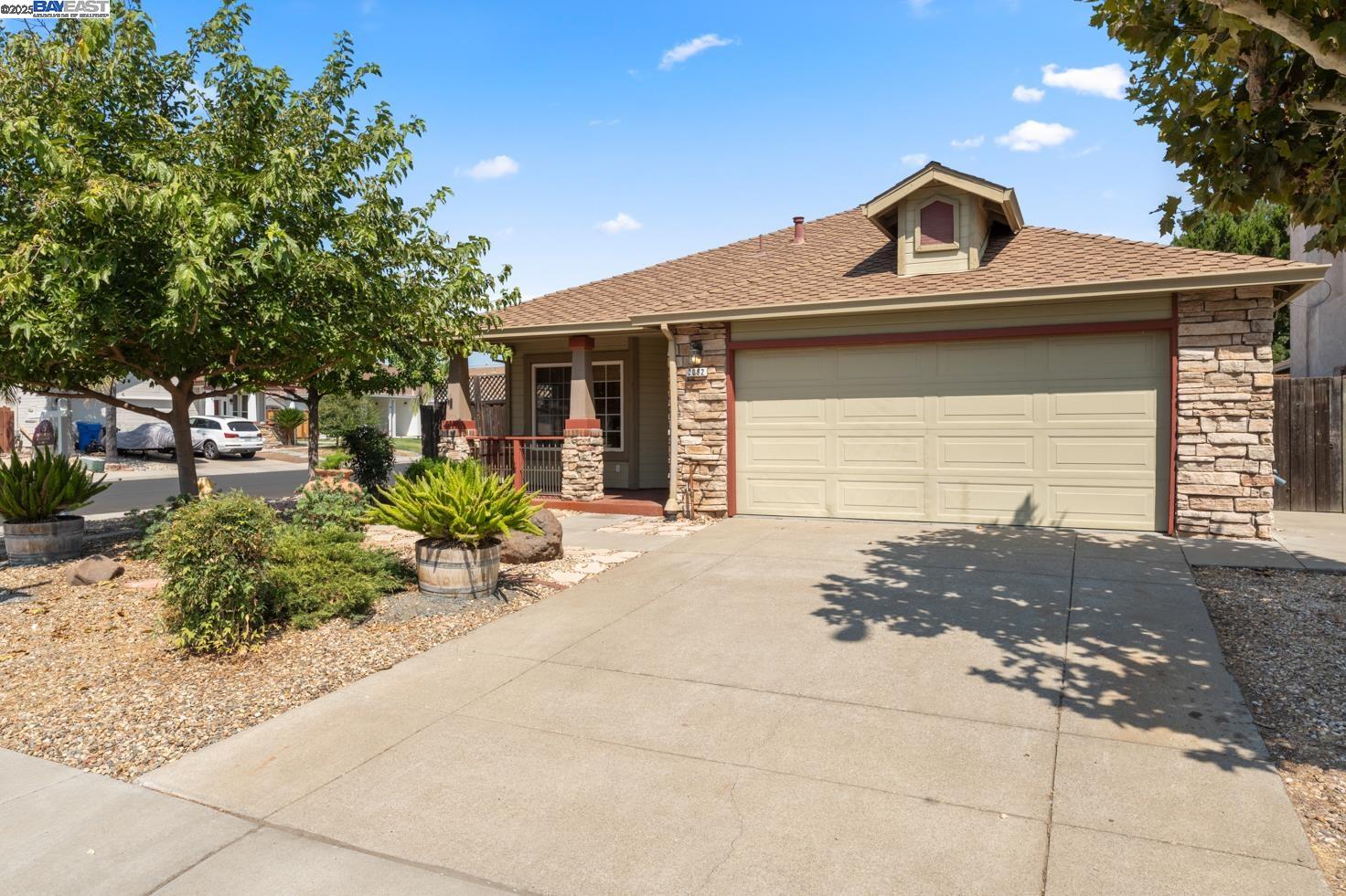 Detail Gallery Image 9 of 45 For 2092 Heartland Circle, Brentwood,  CA 94513 - 3 Beds | 2 Baths