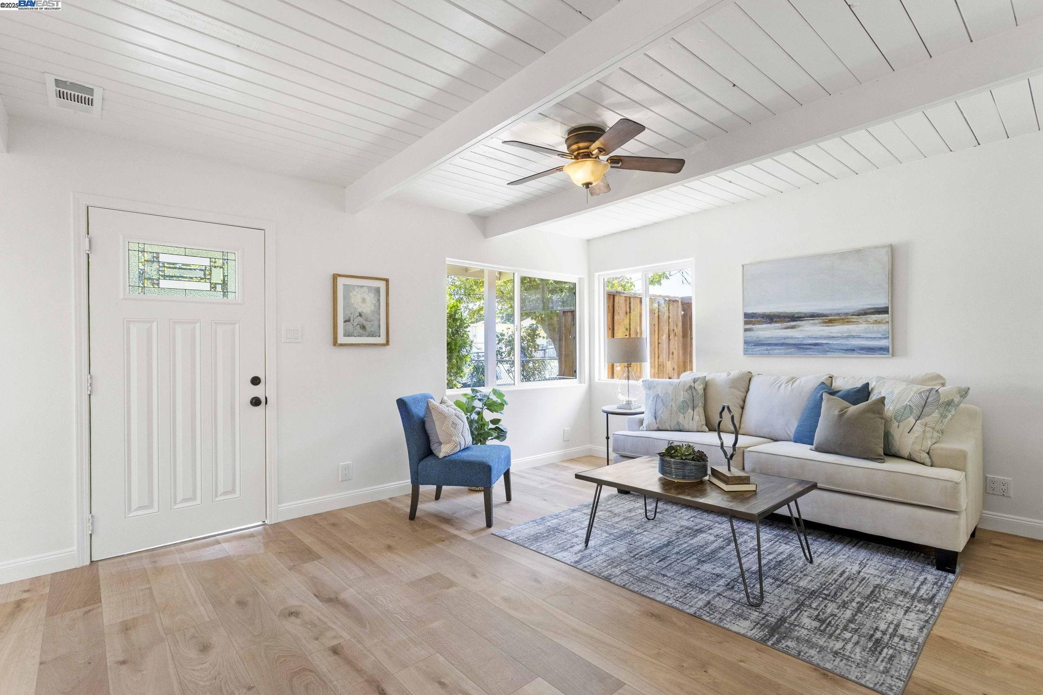 Detail Gallery Image 2 of 47 For 51 Surf View Drive, Bay Point,  CA 94565 - 3 Beds | 1 Baths