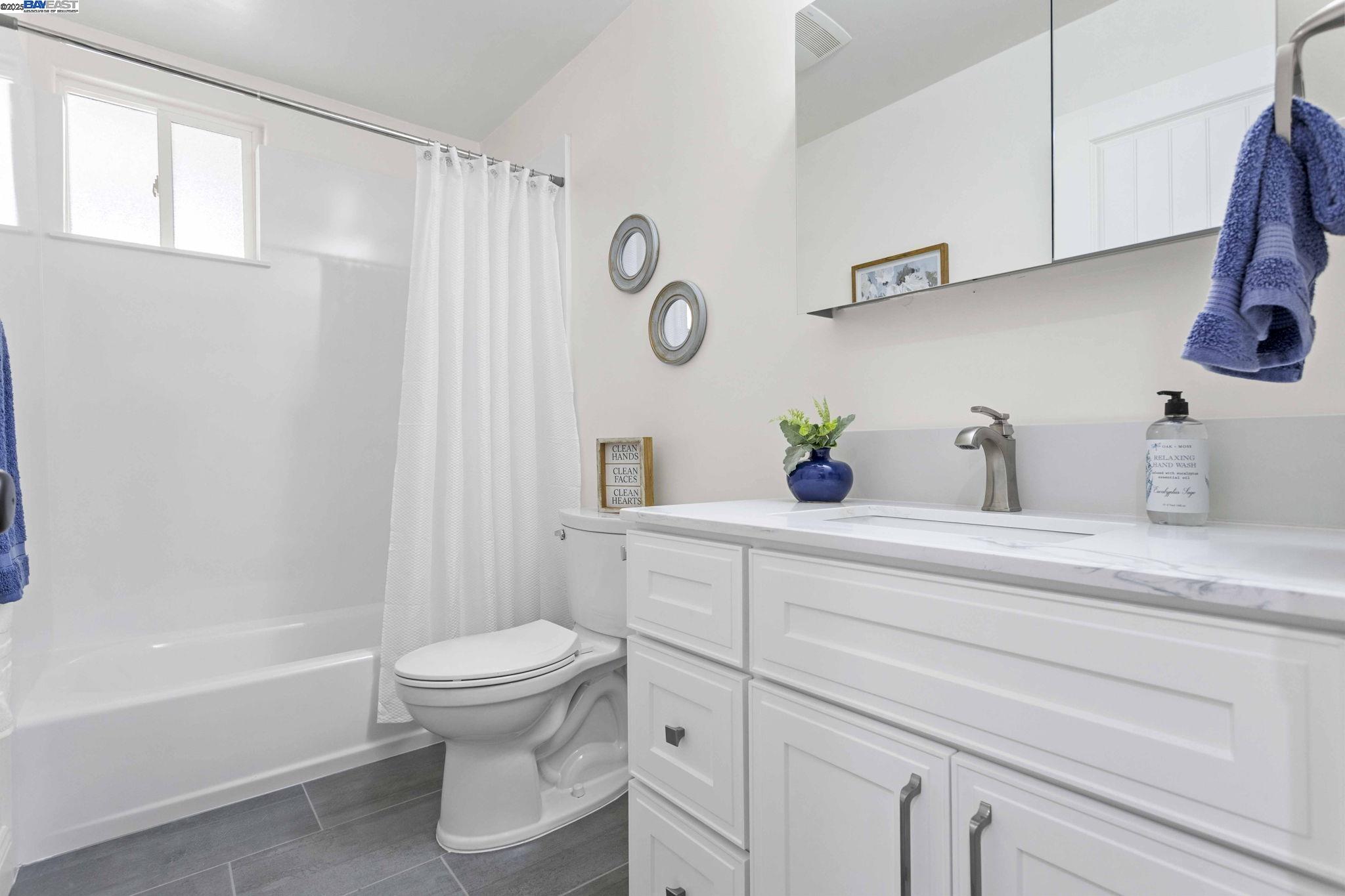 Detail Gallery Image 19 of 47 For 51 Surf View Drive, Bay Point,  CA 94565 - 3 Beds | 1 Baths