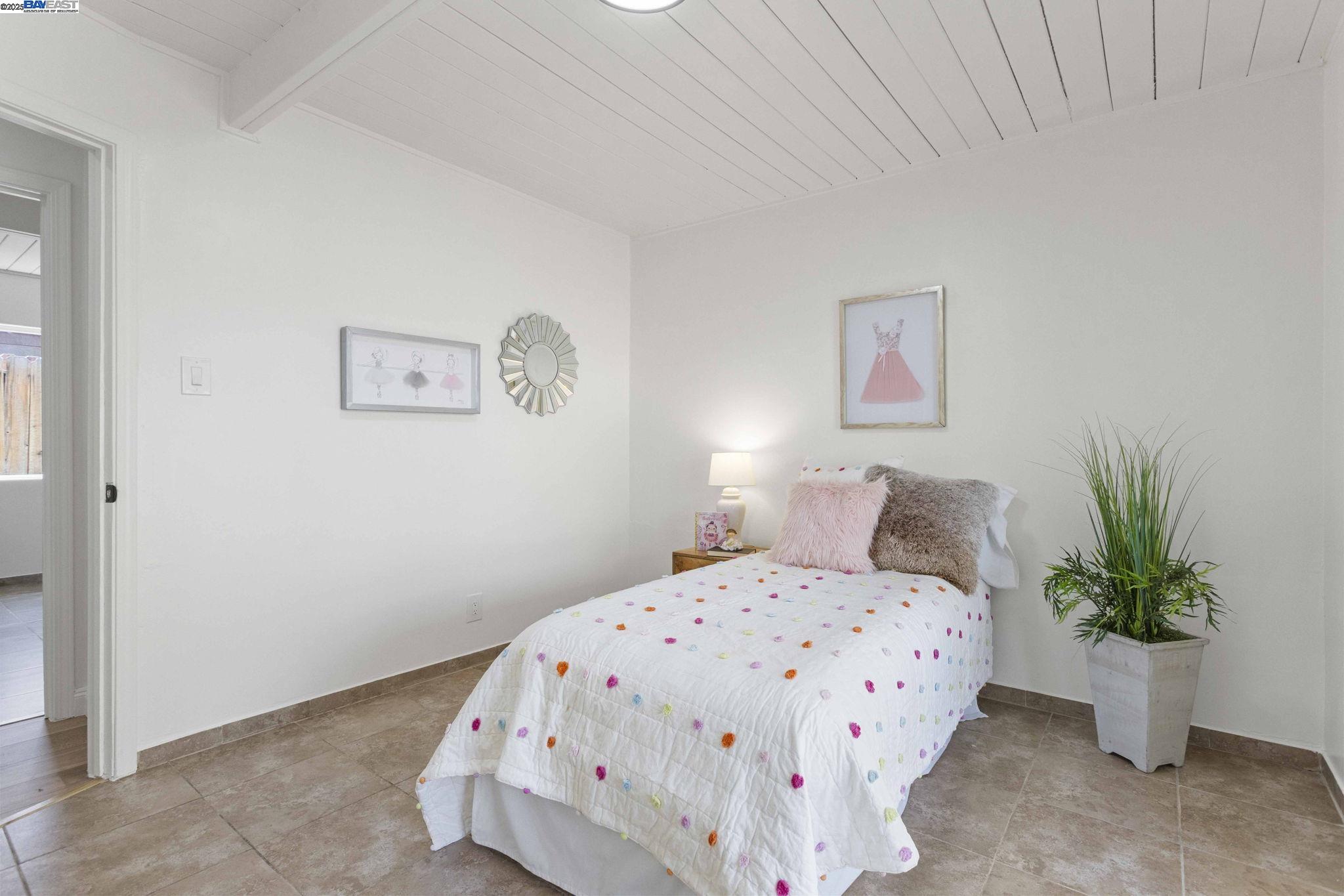 Detail Gallery Image 22 of 47 For 51 Surf View Drive, Bay Point,  CA 94565 - 3 Beds | 1 Baths