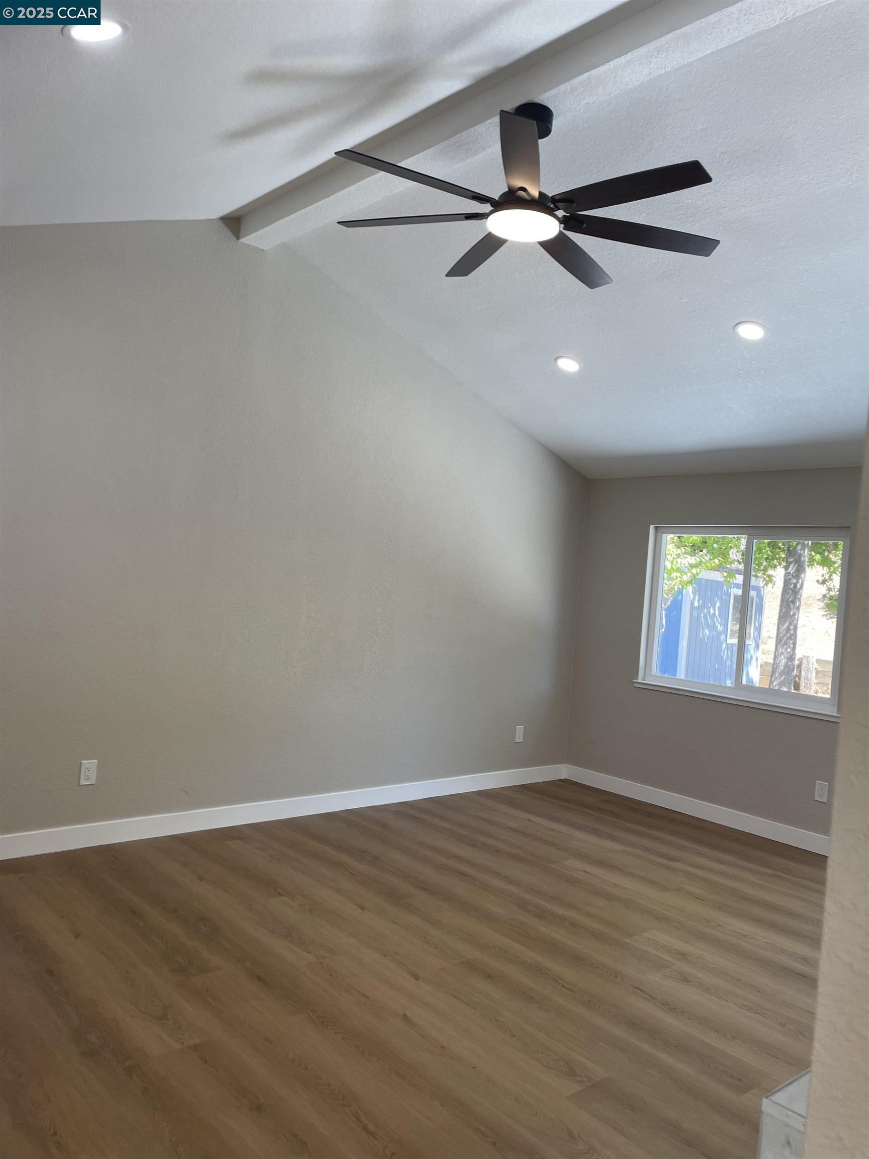 Detail Gallery Image 11 of 44 For 824 Taper Ct, Vallejo,  CA 94589 - 4 Beds | 3 Baths
