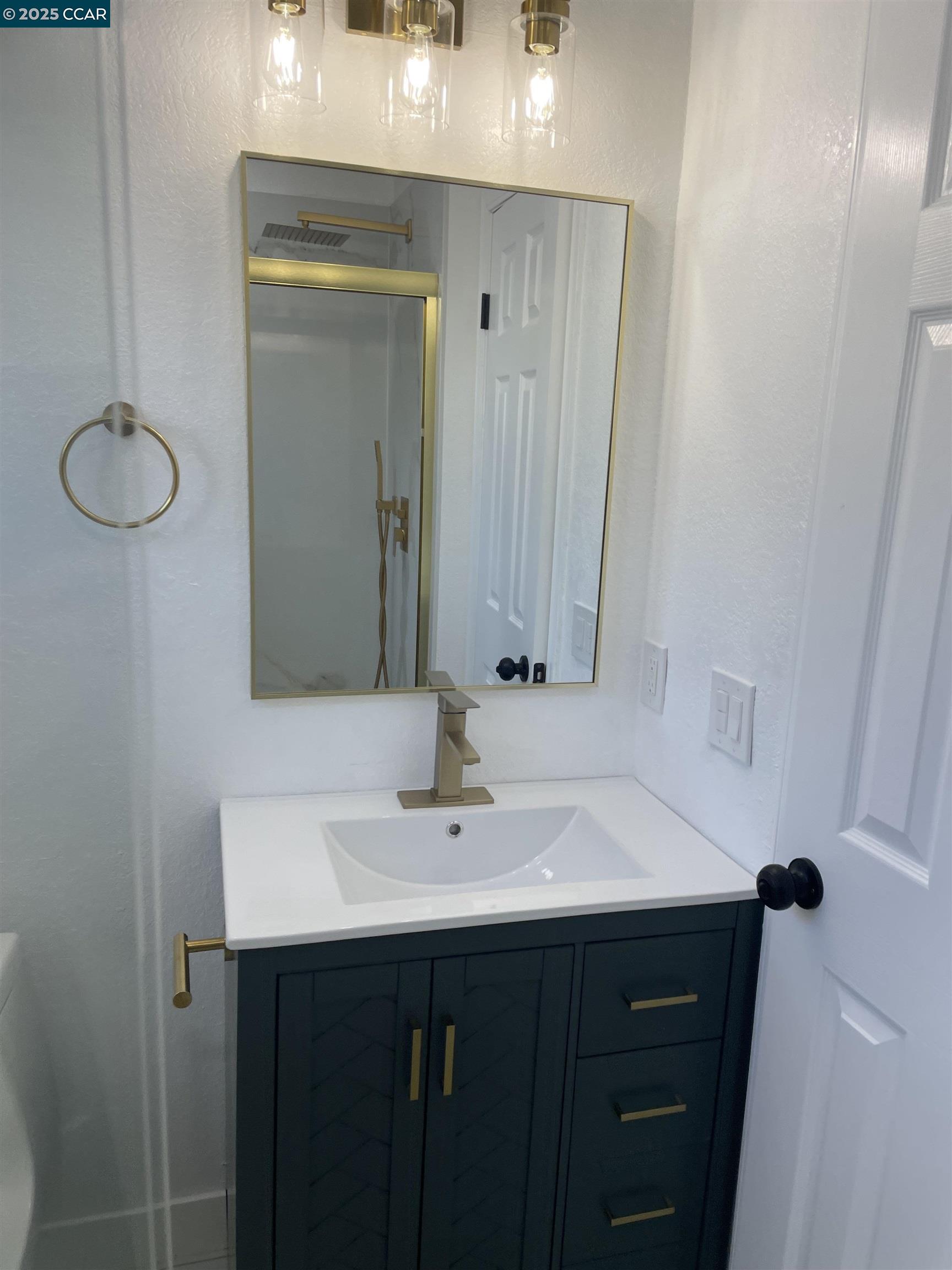 Detail Gallery Image 22 of 44 For 824 Taper Ct, Vallejo,  CA 94589 - 4 Beds | 3 Baths