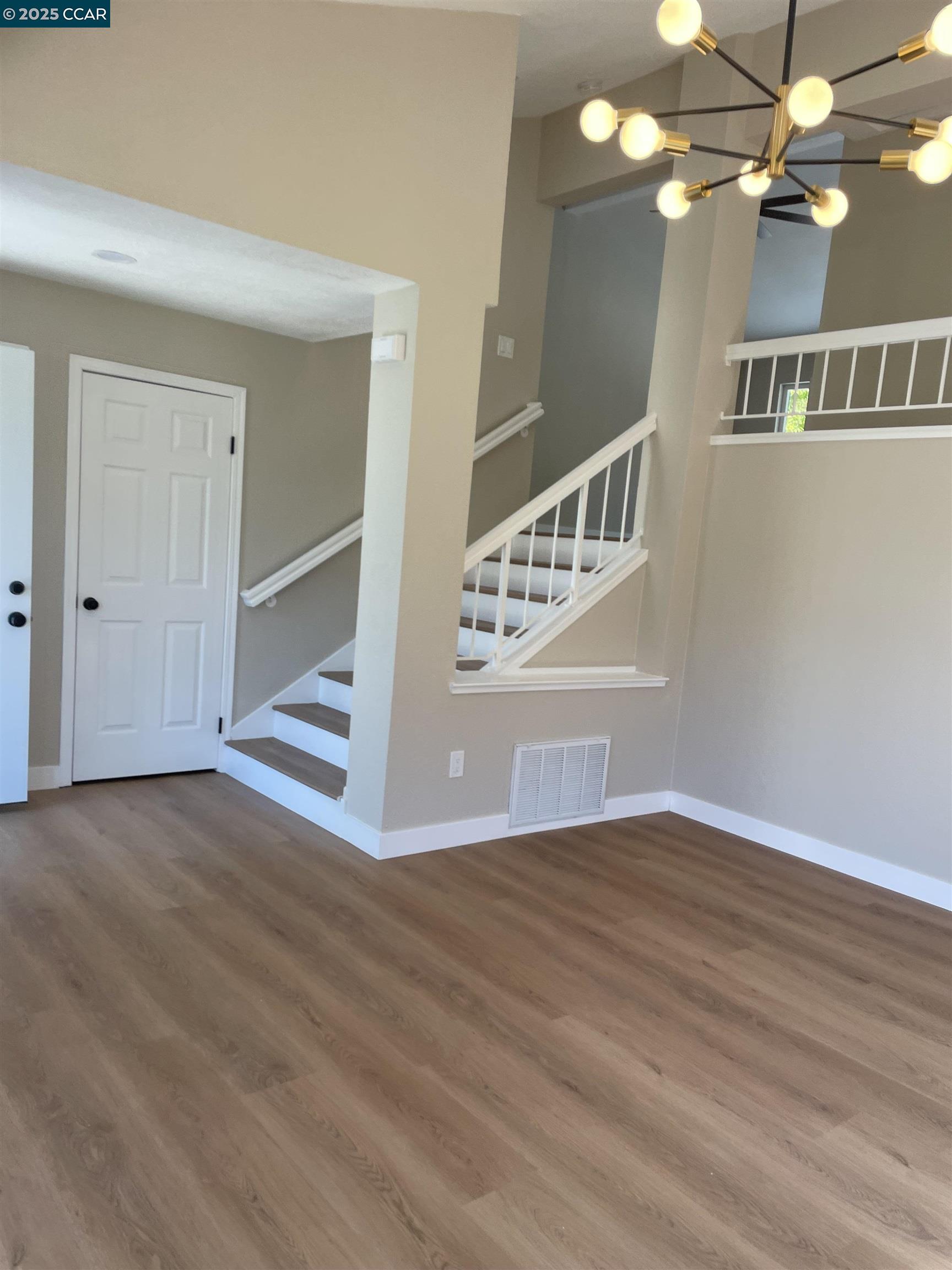 Detail Gallery Image 8 of 44 For 824 Taper Ct, Vallejo,  CA 94589 - 4 Beds | 3 Baths