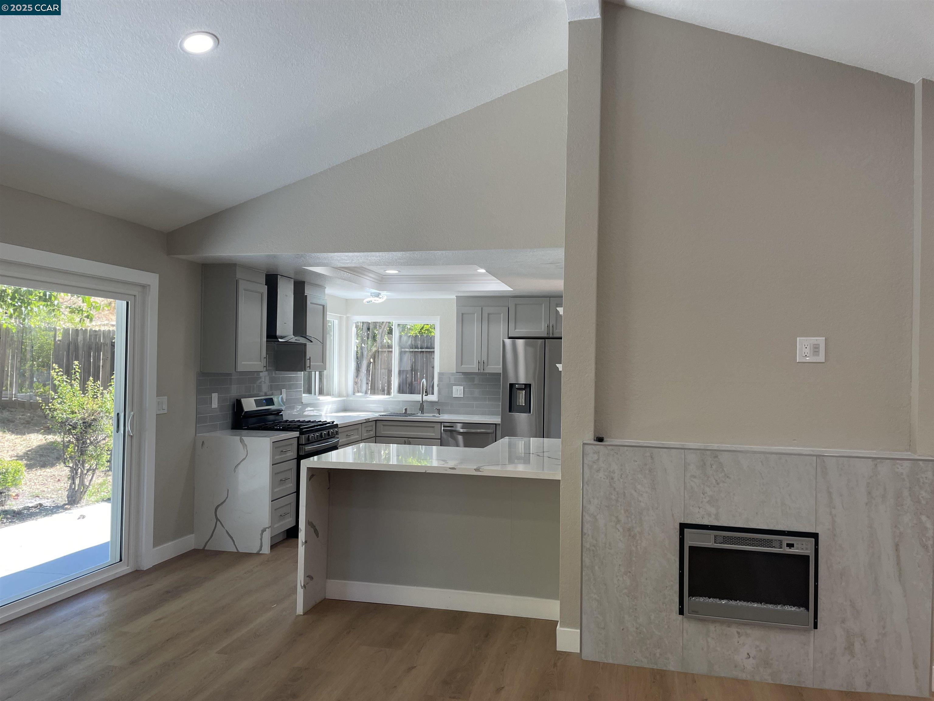 Detail Gallery Image 9 of 44 For 824 Taper Ct, Vallejo,  CA 94589 - 4 Beds | 3 Baths