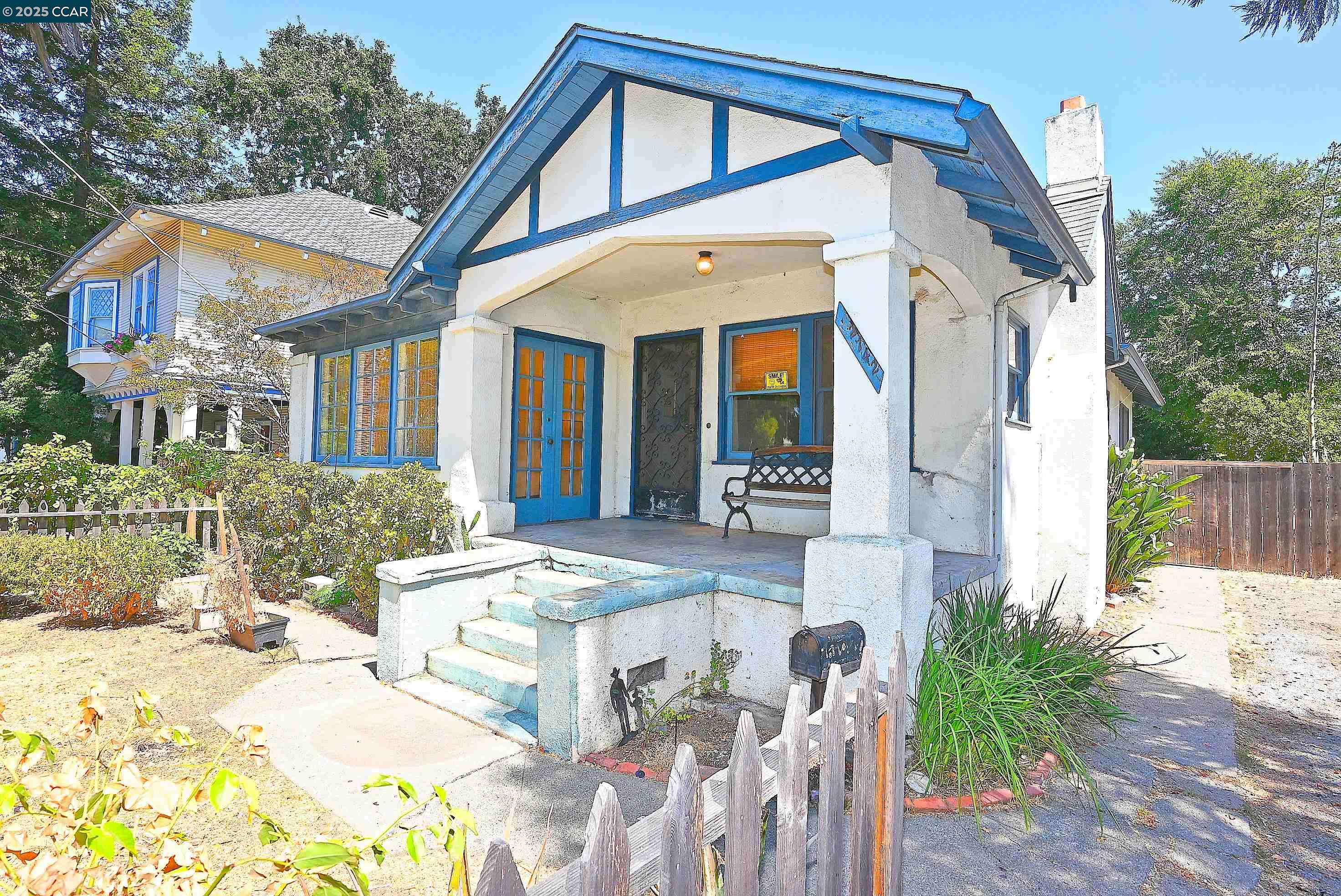 Detail Gallery Image 10 of 59 For 2142 Grant St, Concord,  CA 94520 - 3 Beds | 2 Baths