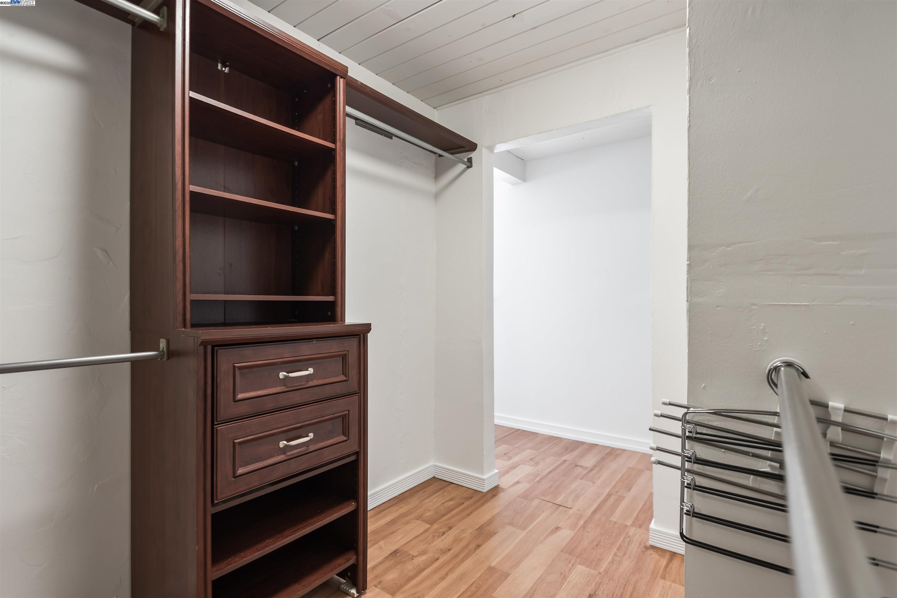 Detail Gallery Image 22 of 33 For 23688 Jorgensen Ln, Hayward,  CA 94541 - 3 Beds | 1 Baths