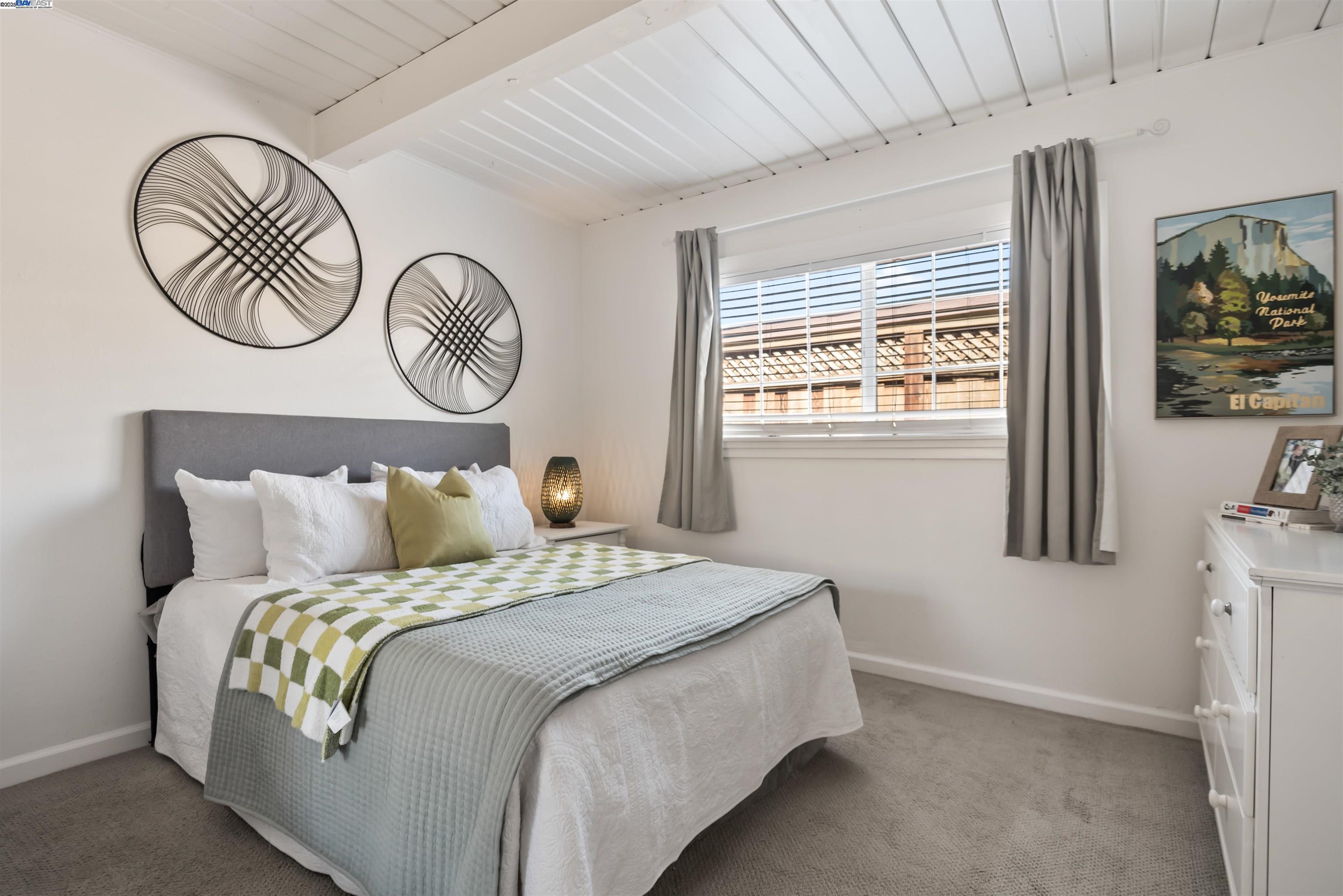 Detail Gallery Image 23 of 33 For 23688 Jorgensen Ln, Hayward,  CA 94541 - 3 Beds | 1 Baths