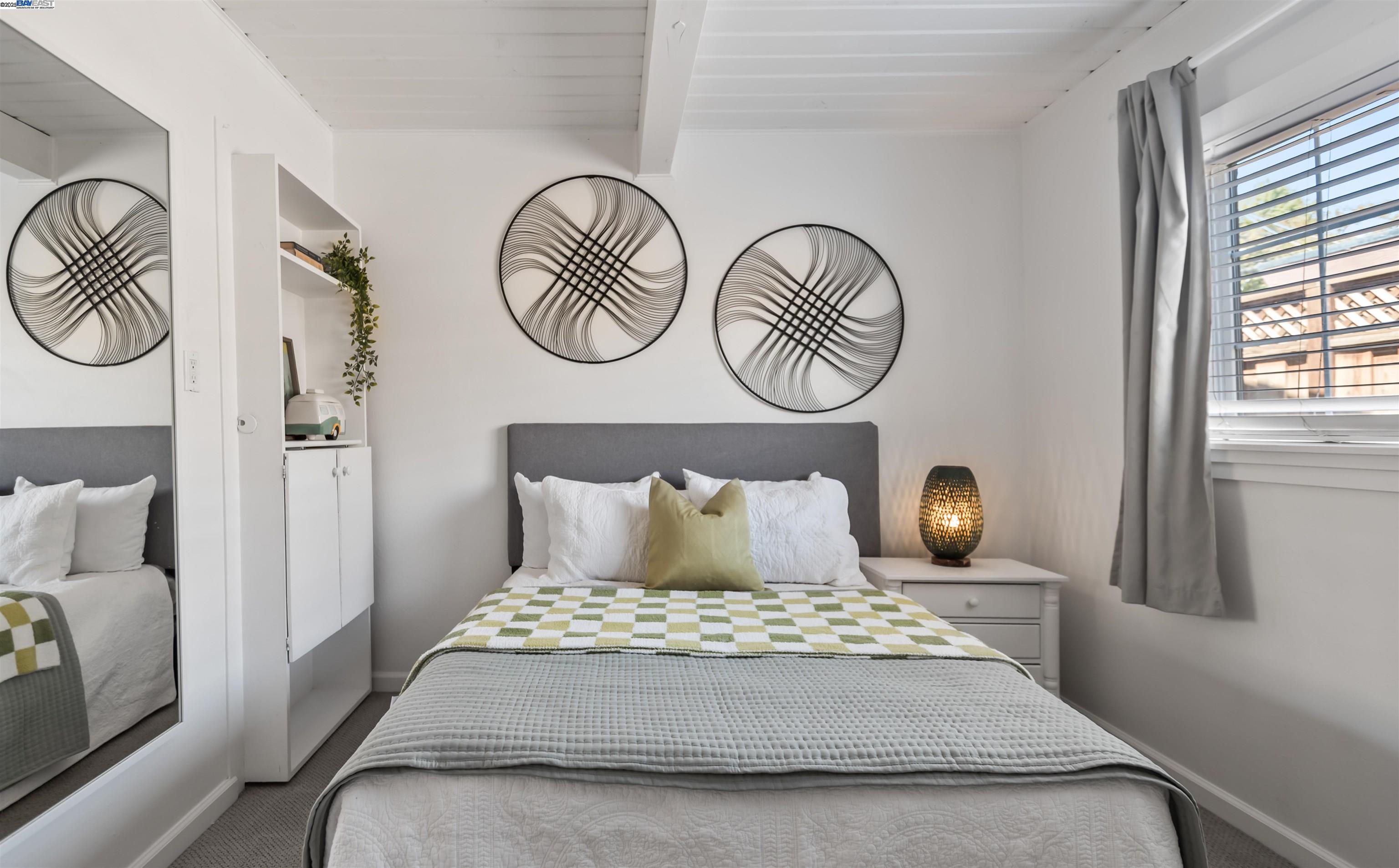 Detail Gallery Image 25 of 33 For 23688 Jorgensen Ln, Hayward,  CA 94541 - 3 Beds | 1 Baths