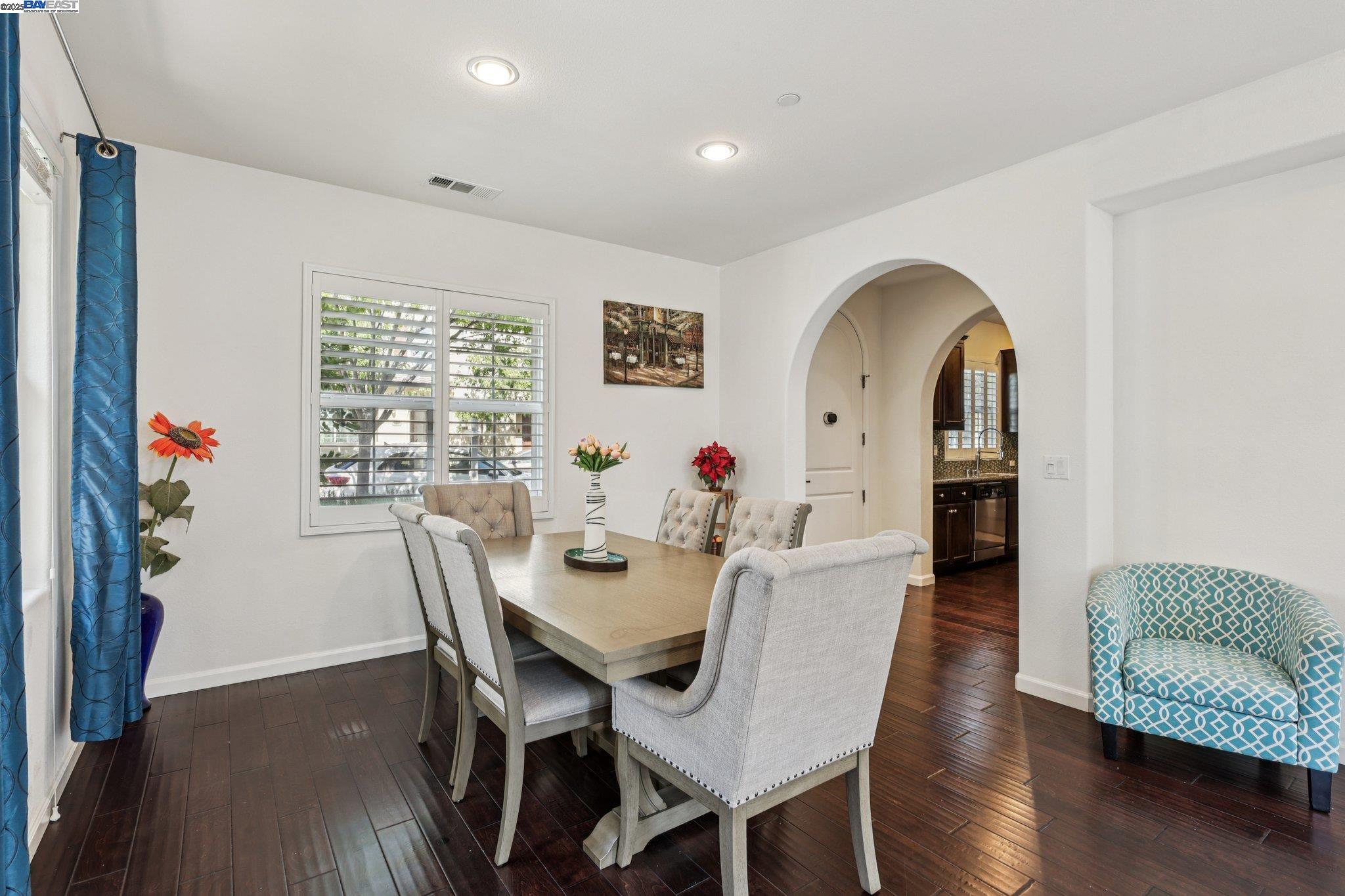 Detail Gallery Image 10 of 60 For 5010 Barrenstar Way, San Ramon,  CA 94582 - 2 Beds | 2/1 Baths