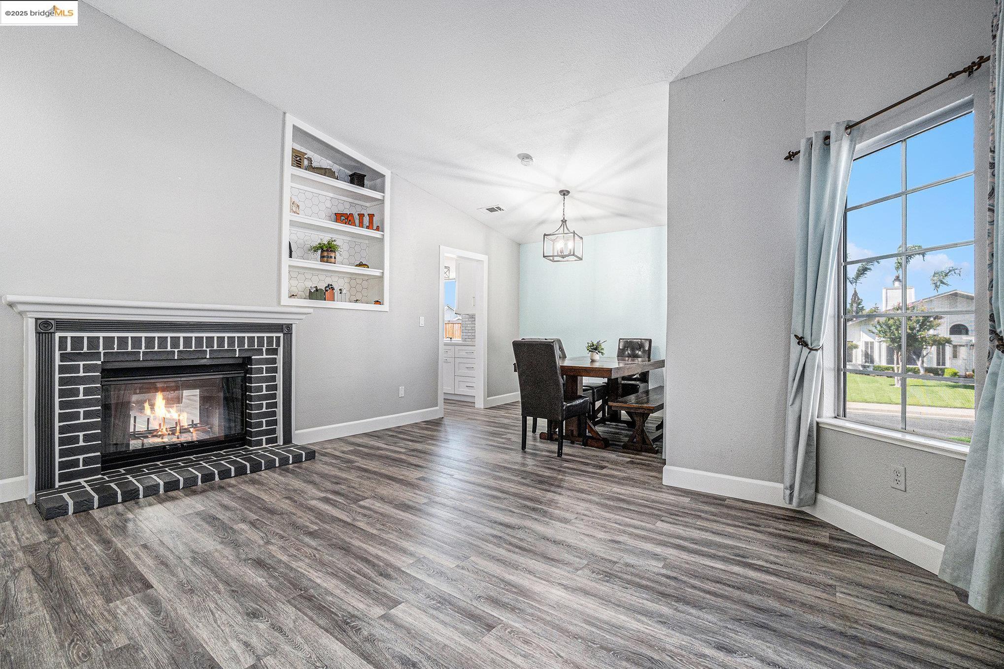 Detail Gallery Image 12 of 40 For 80 Mandeville Ct, Oakley,  CA 94561 - 3 Beds | 2 Baths