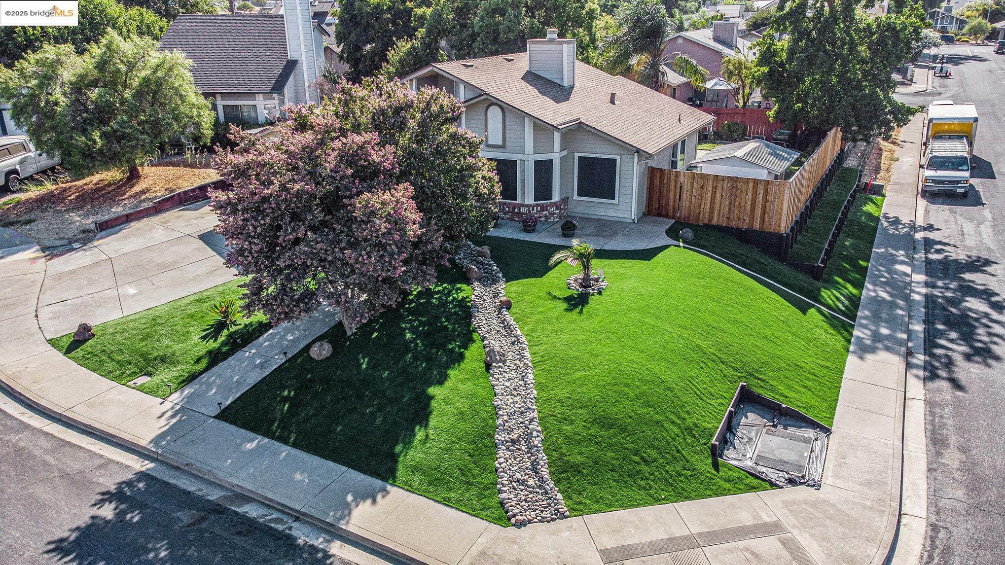 Detail Gallery Image 4 of 40 For 80 Mandeville Ct, Oakley,  CA 94561 - 3 Beds | 2 Baths