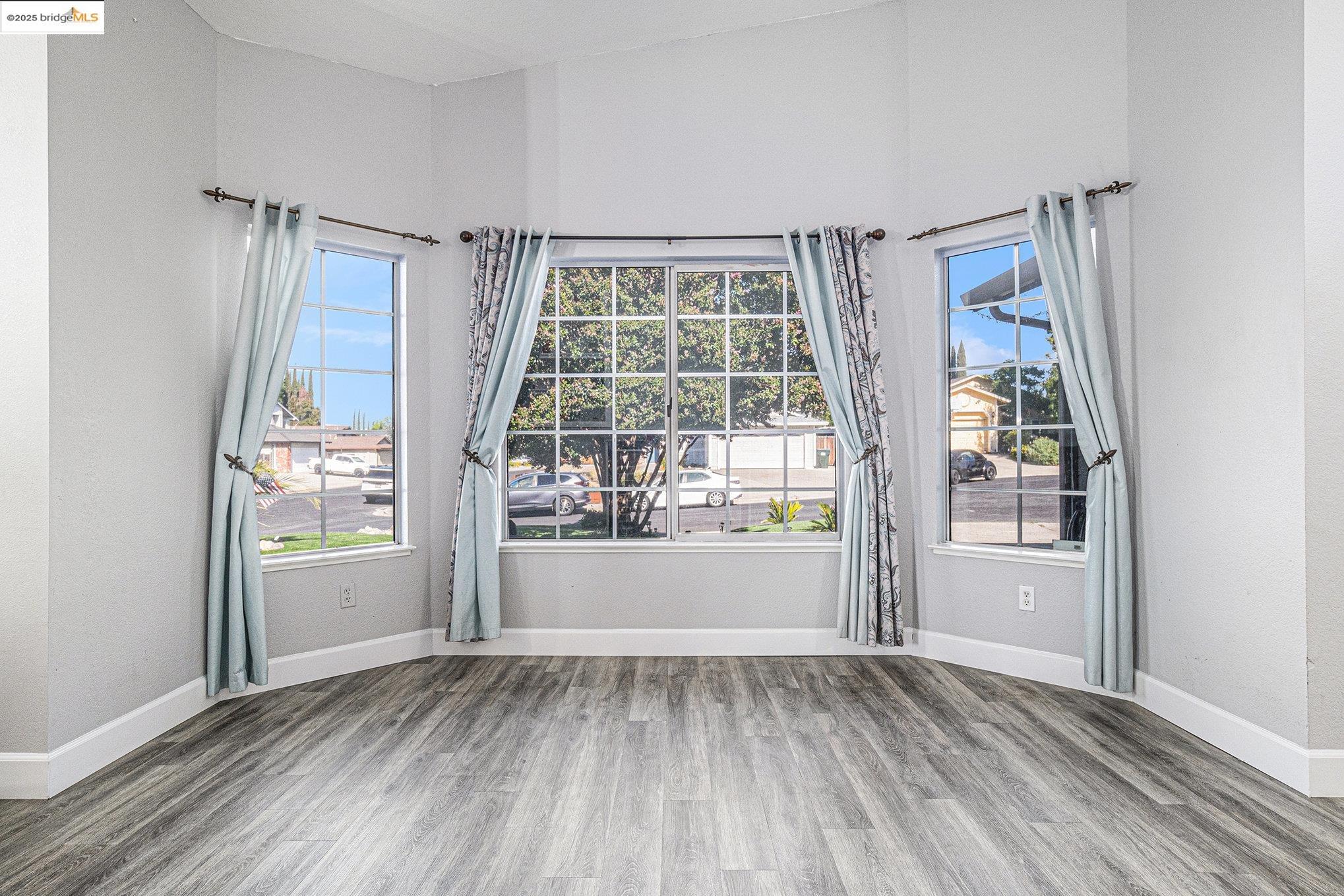 Detail Gallery Image 8 of 40 For 80 Mandeville Ct, Oakley,  CA 94561 - 3 Beds | 2 Baths