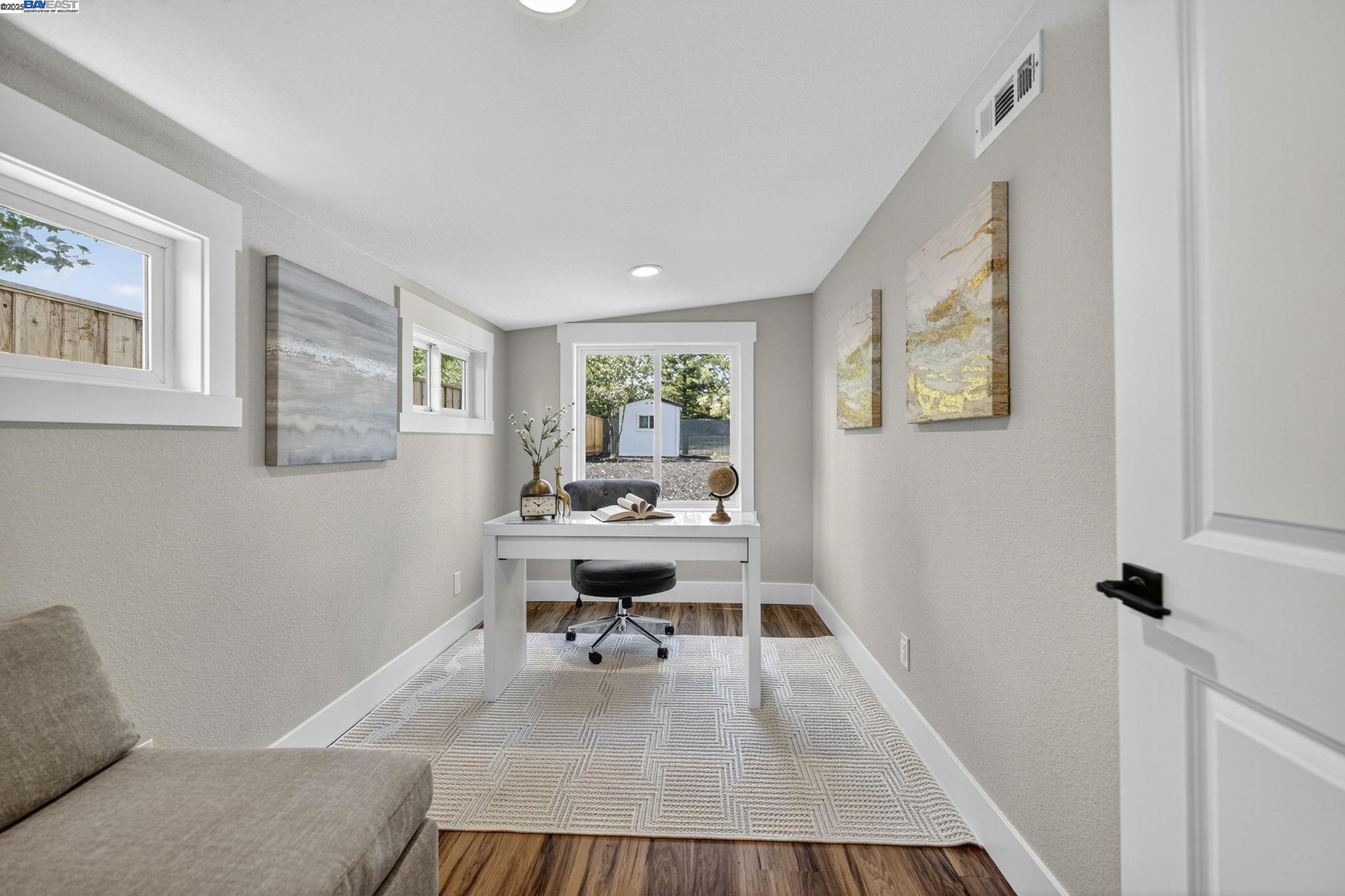 Detail Gallery Image 11 of 43 For 191 Cortsen Rd, Pleasant Hill,  CA 94523 - 3 Beds | 2 Baths