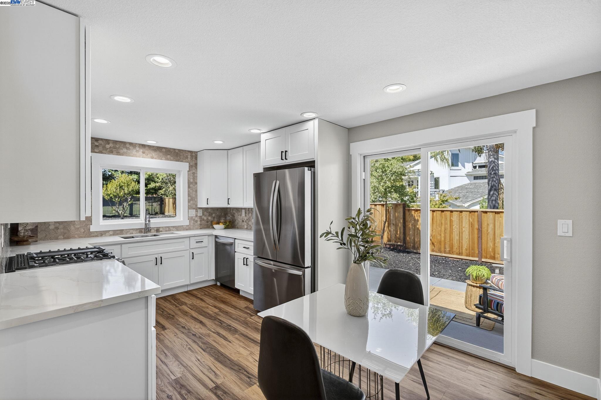 Detail Gallery Image 13 of 43 For 191 Cortsen Rd, Pleasant Hill,  CA 94523 - 3 Beds | 2 Baths