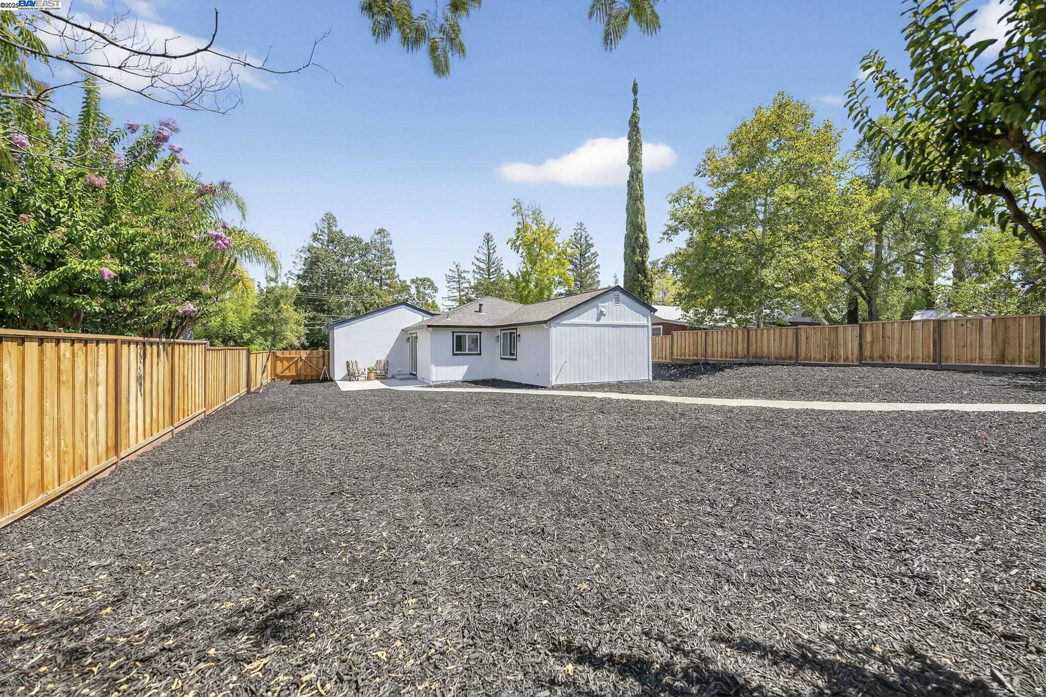 Detail Gallery Image 29 of 43 For 191 Cortsen Rd, Pleasant Hill,  CA 94523 - 3 Beds | 2 Baths