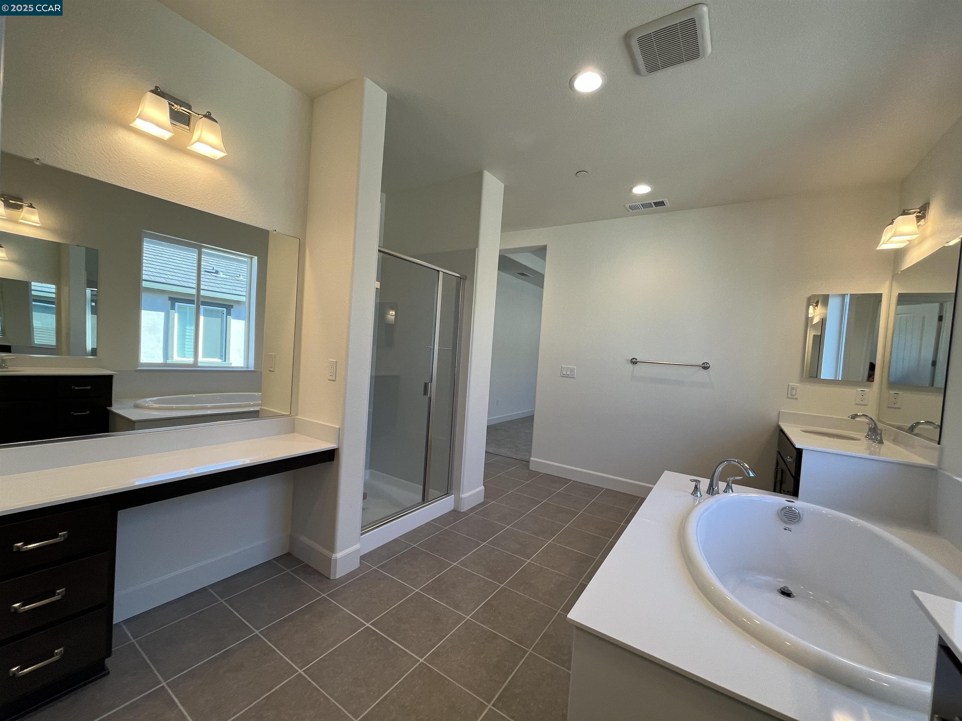 Detail Gallery Image 3 of 7 For 840 Crescendo Street, Fairfield,  CA 94534 - 4 Beds | 2/1 Baths