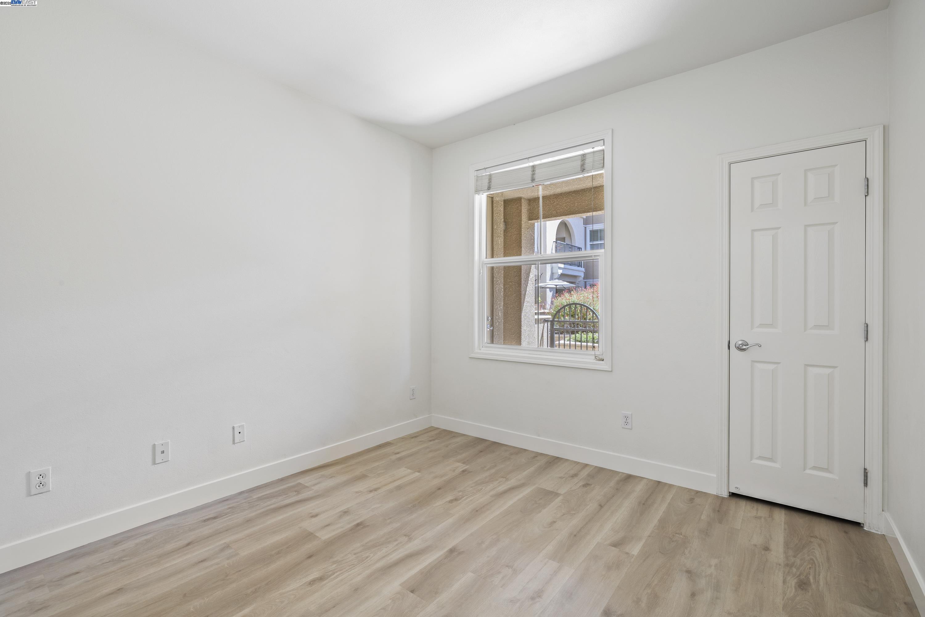 Detail Gallery Image 27 of 44 For 3290 Maguire Way #101,  Dublin,  CA 94568 - 3 Beds | 2 Baths