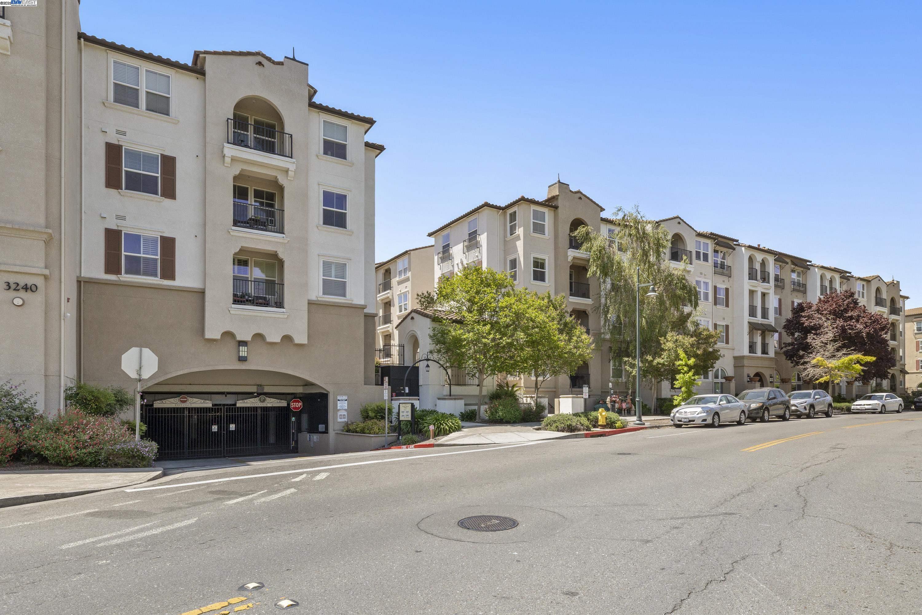 Detail Gallery Image 43 of 44 For 3290 Maguire Way #101,  Dublin,  CA 94568 - 3 Beds | 2 Baths