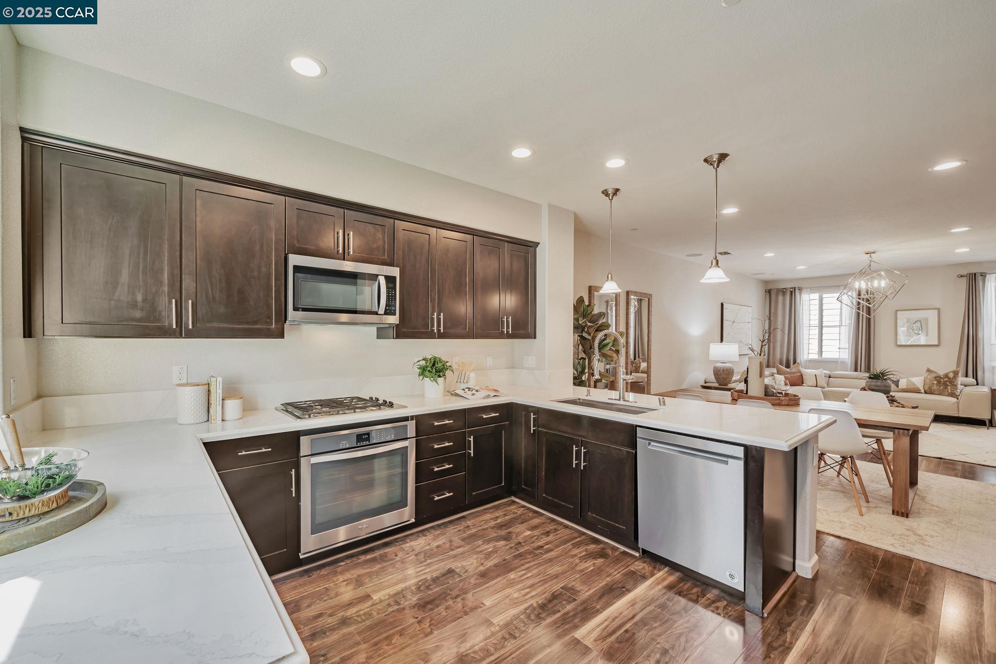 Photo #17: 41109651 Listing: Photo #17