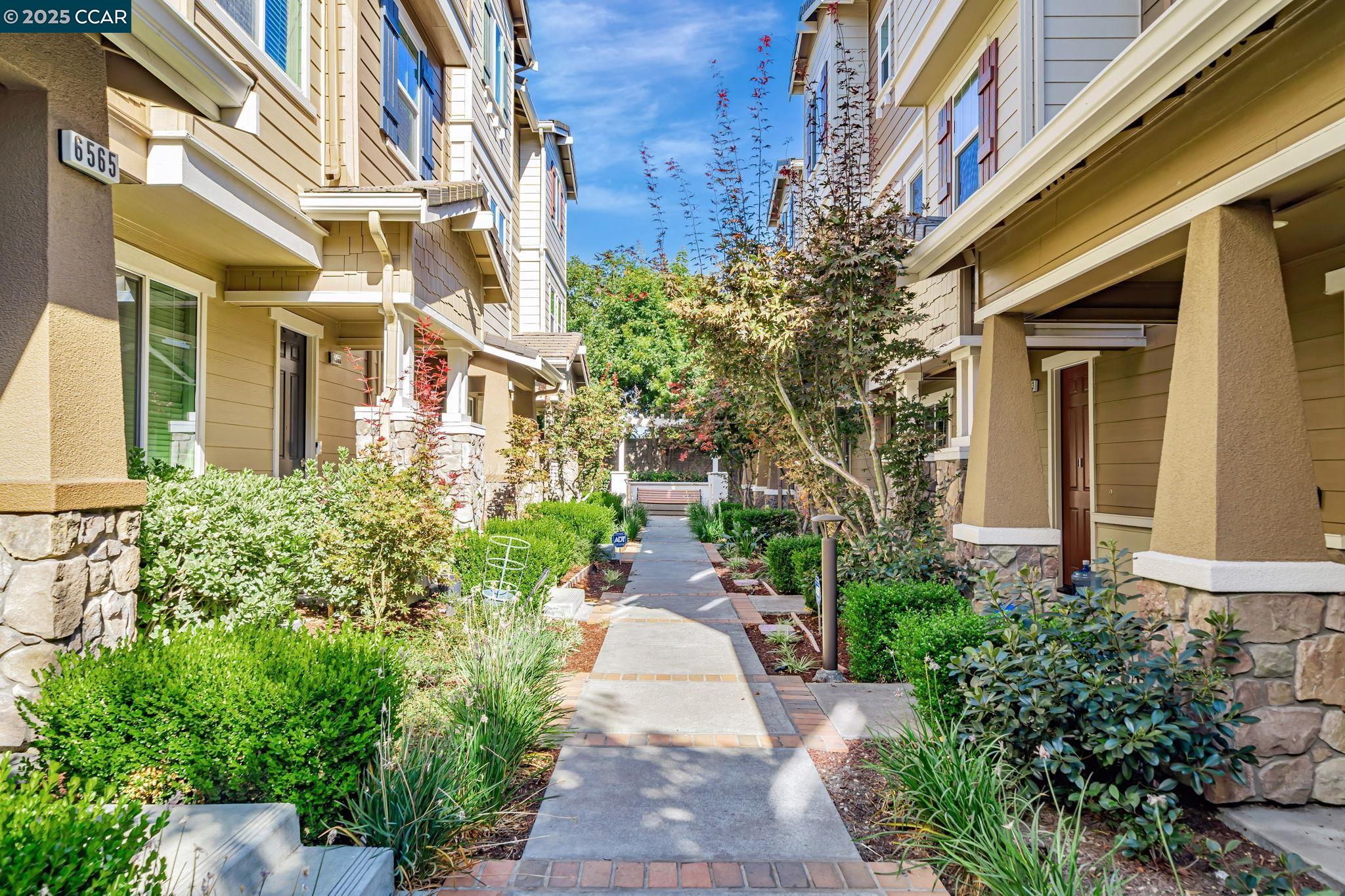 Photo #4: 41109651 Listing 