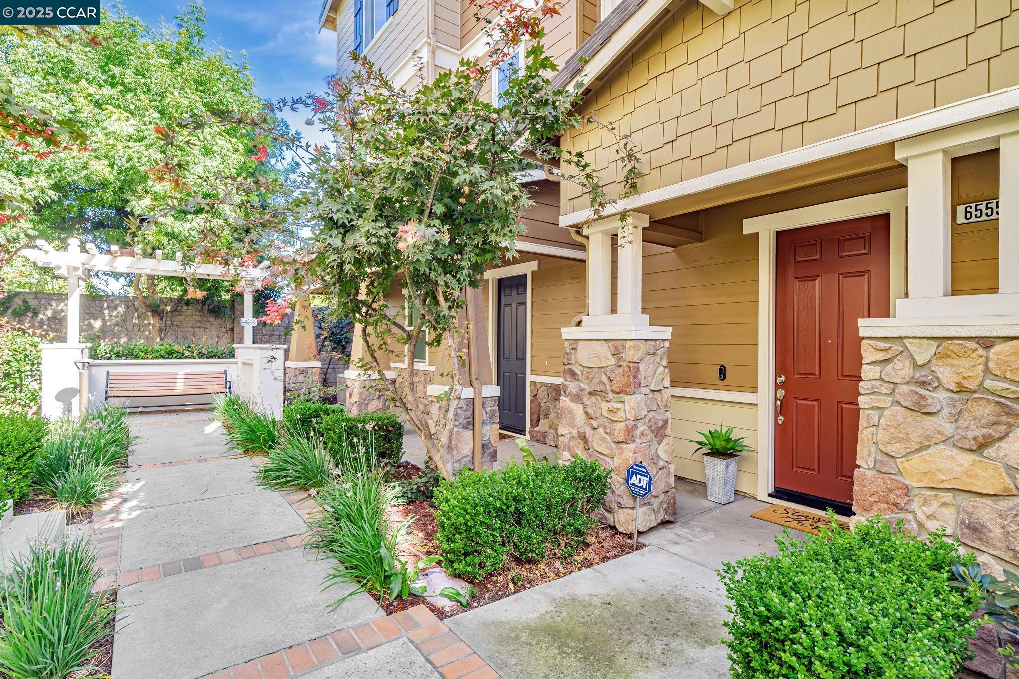 Photo #5: 41109651 Listing 