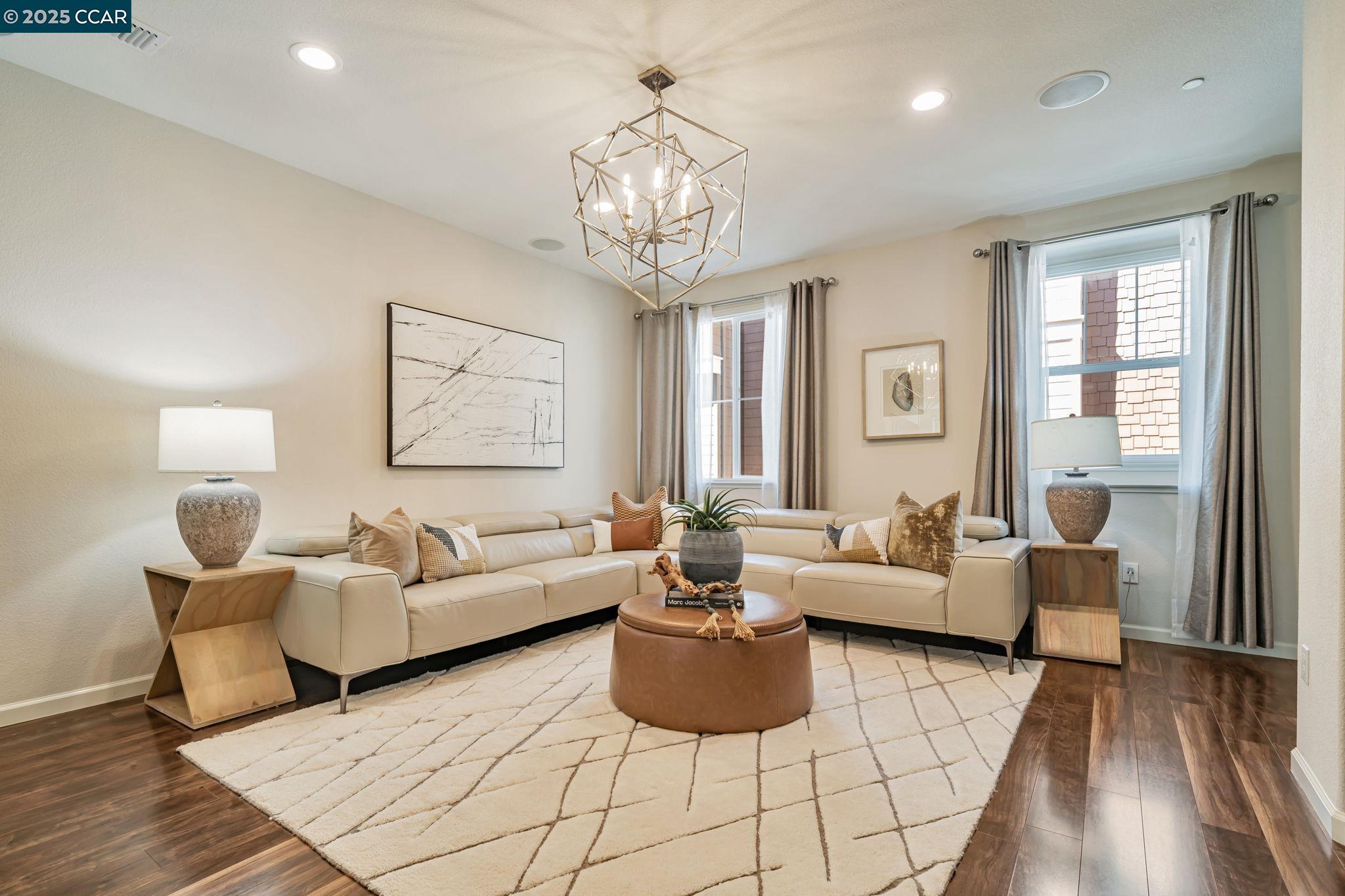 Photo #10: 41109651 Listing: Photo #10