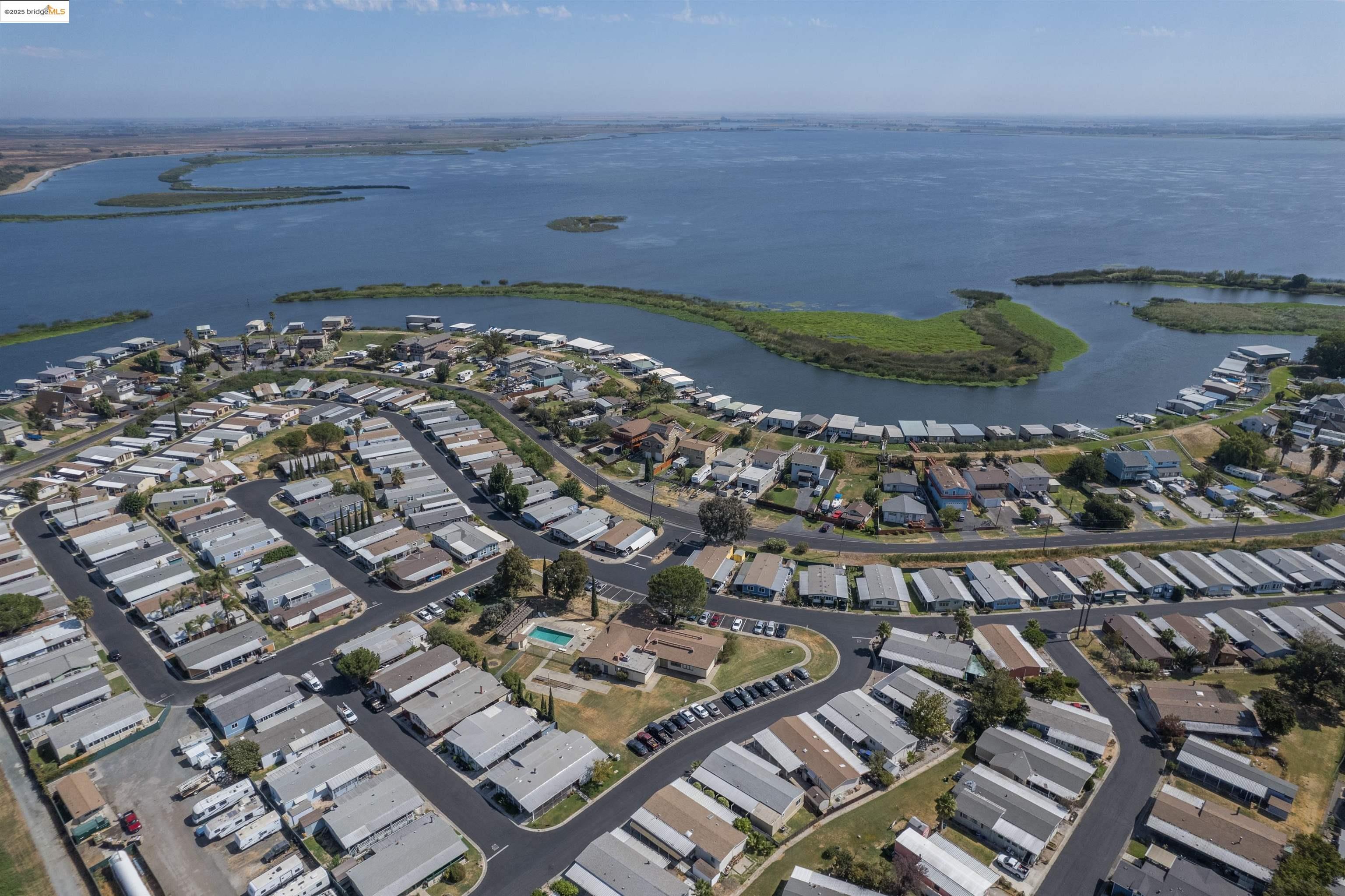 Detail Gallery Image 35 of 40 For 3605 Hawthorne Dr #114,  Bethel Island,  CA 94511 - 2 Beds | 2 Baths