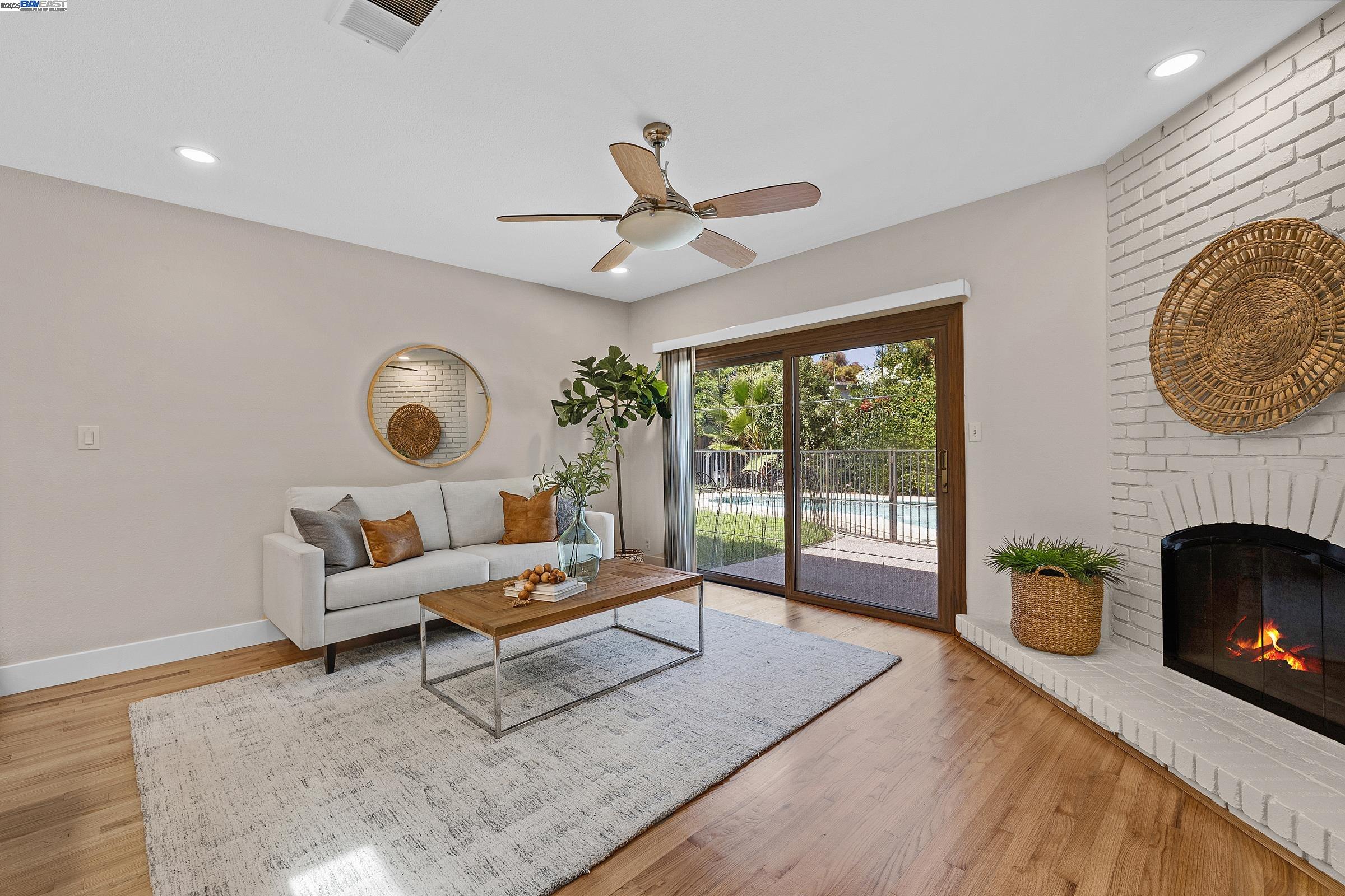Detail Gallery Image 16 of 40 For 5041 Golden Rd, Pleasanton,  CA 94566 - 4 Beds | 2 Baths