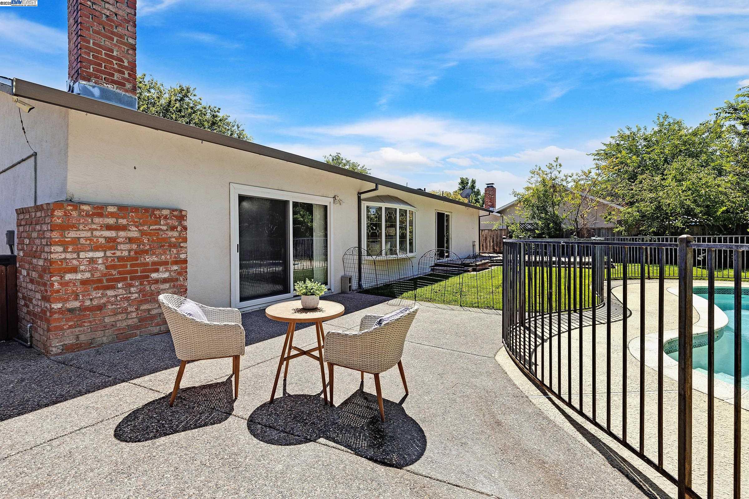 Detail Gallery Image 32 of 40 For 5041 Golden Rd, Pleasanton,  CA 94566 - 4 Beds | 2 Baths