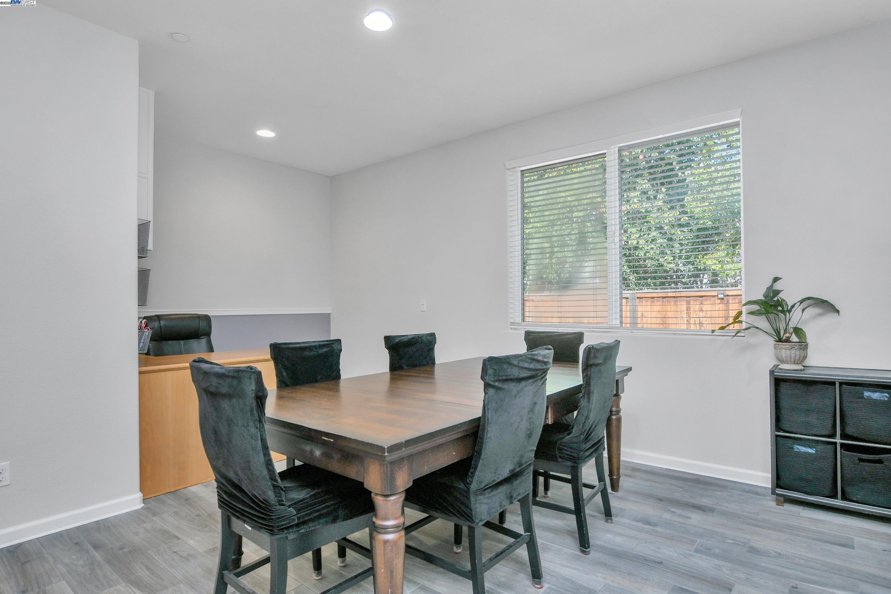 Detail Gallery Image 17 of 39 For 538 Mandevilla Dr, Brentwood,  CA 94513-0000 - 5 Beds | 4 Baths