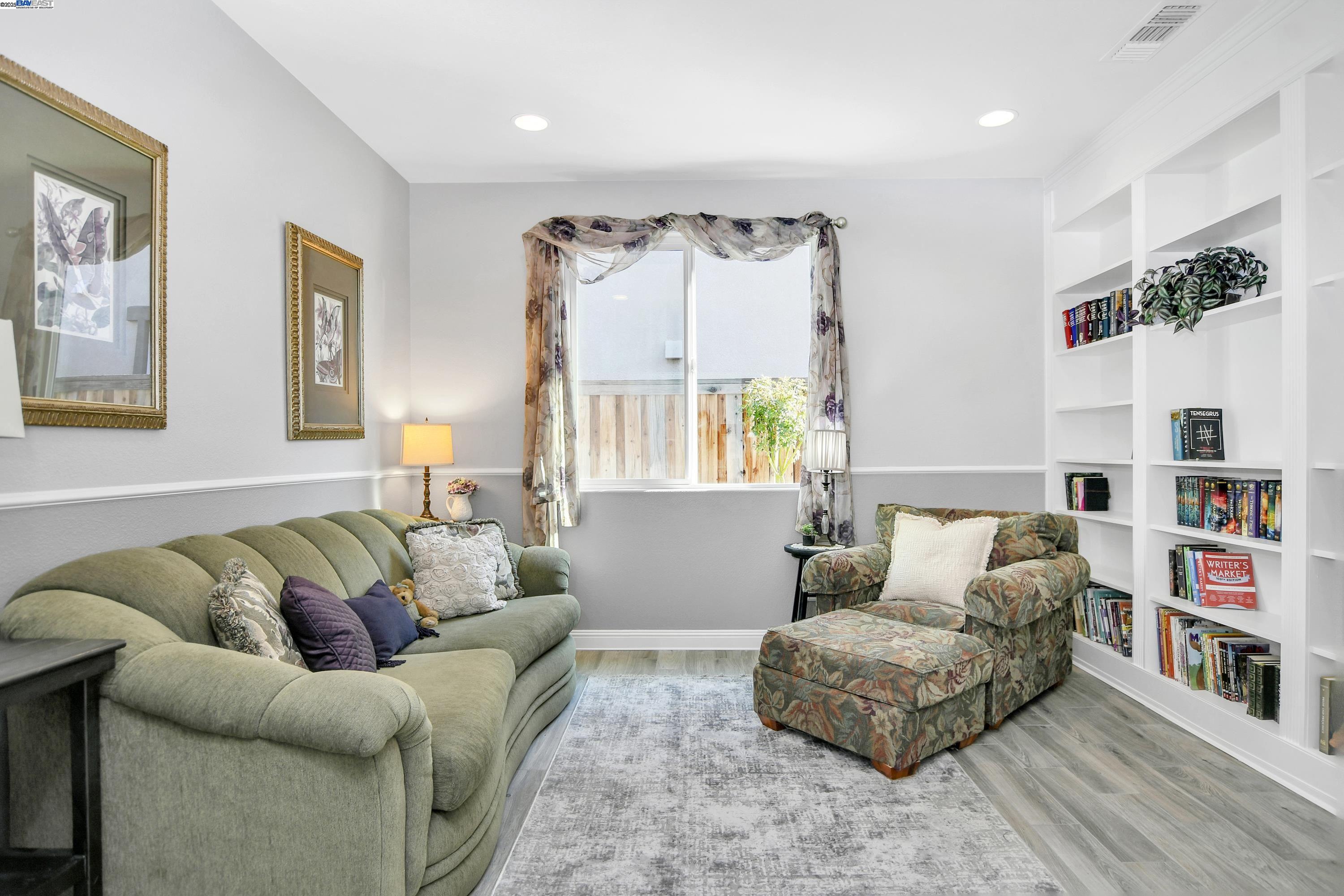 Detail Gallery Image 8 of 39 For 538 Mandevilla Dr, Brentwood,  CA 94513-0000 - 5 Beds | 4 Baths