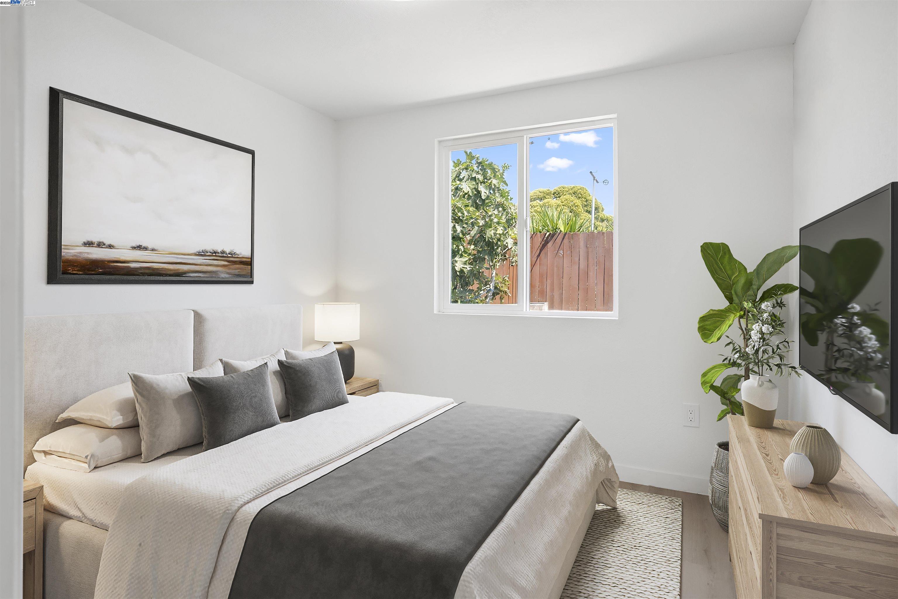 Detail Gallery Image 20 of 25 For 5542 Harvey Ave, Oakland,  CA 94621 - 4 Beds | 2 Baths