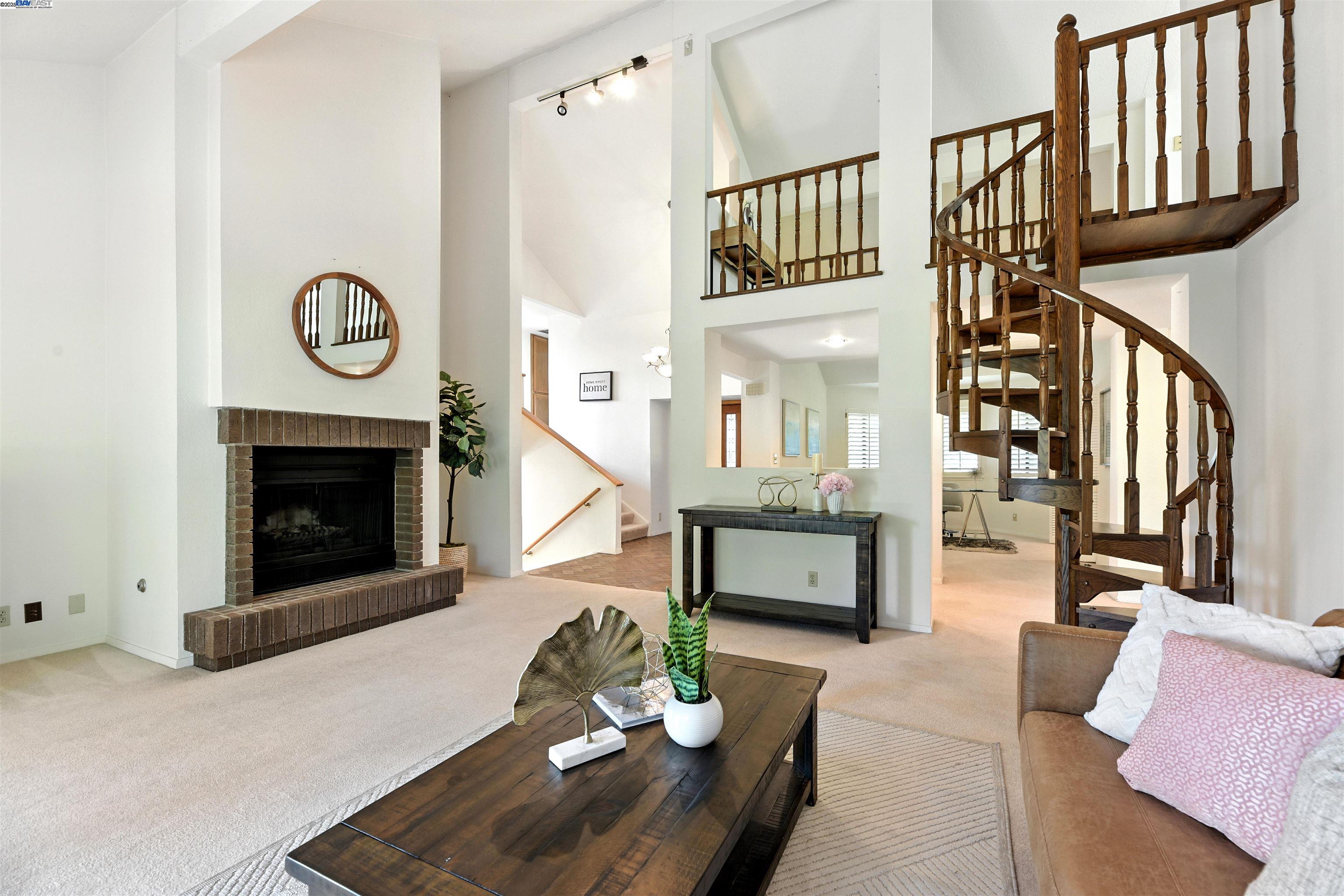 Detail Gallery Image 3 of 60 For 646 Bella Vista Ct, Fremont,  CA 94539 - 4 Beds | 2/1 Baths
