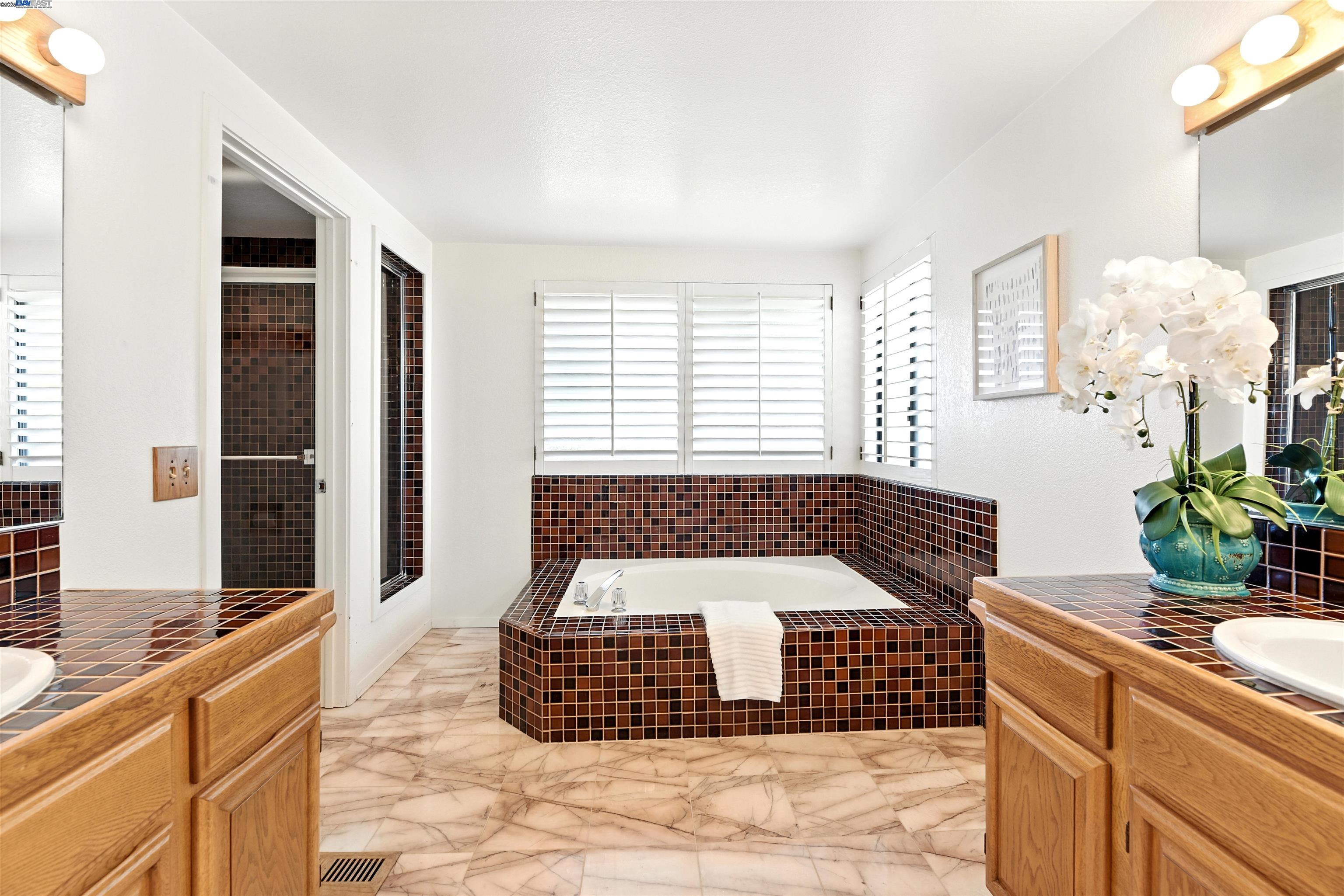 Detail Gallery Image 23 of 60 For 646 Bella Vista Ct, Fremont,  CA 94539 - 4 Beds | 2/1 Baths