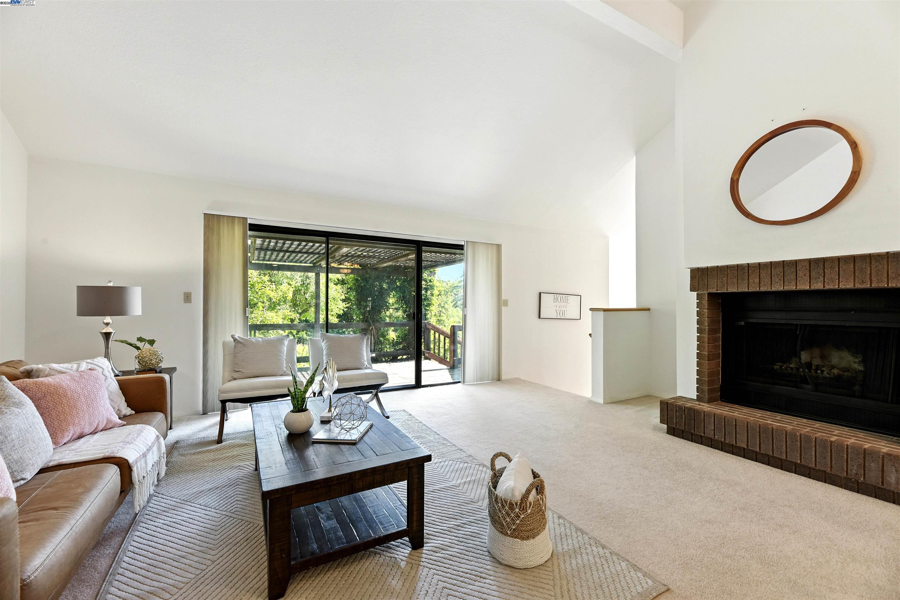 Detail Gallery Image 5 of 60 For 646 Bella Vista Ct, Fremont,  CA 94539 - 4 Beds | 2/1 Baths
