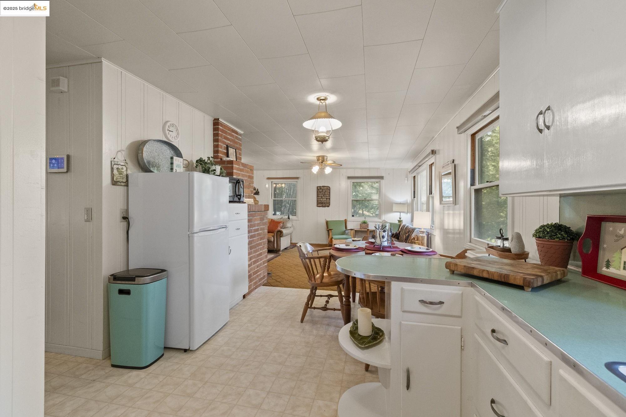 Detail Gallery Image 19 of 52 For 21705 Cedar Springs Rd, Twain Harte,  CA 95383 - 2 Beds | 2 Baths