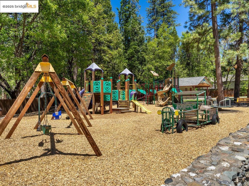Detail Gallery Image 50 of 52 For 21705 Cedar Springs Rd, Twain Harte,  CA 95383 - 2 Beds | 2 Baths